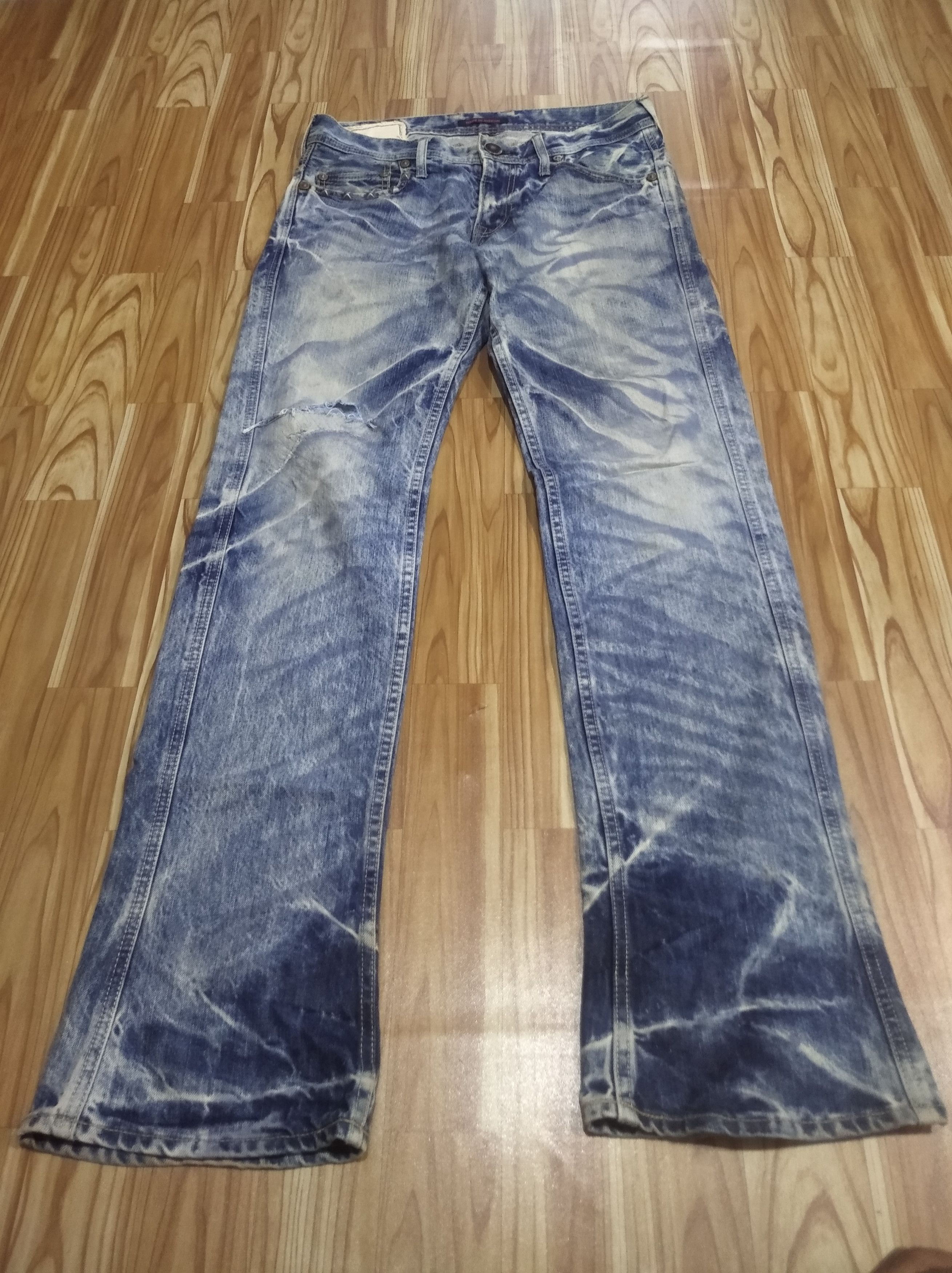 Hysteric Glamour × Japanese Brand Vintage Japanese Brand Blue Way Distressed Flare Jeans Size US 30 / EU 46 - 2 Thumbnail