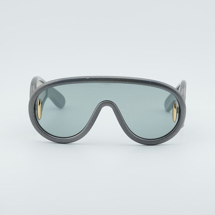 Loewe Loewe LW40108I O5X Sunglasses Metallic Grey Shield Frame Size ONE SIZE - 3 Thumbnail