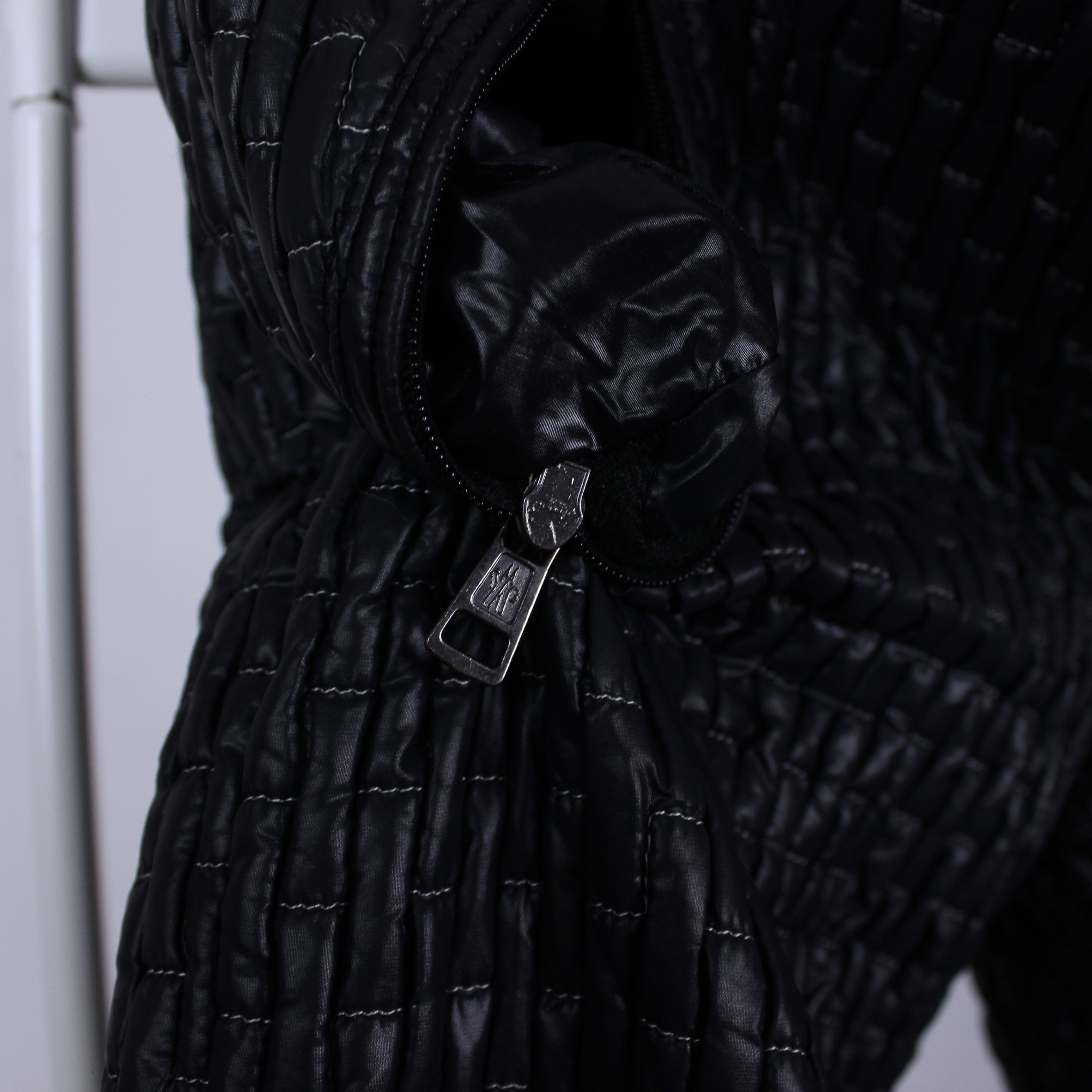 Moncler Moncler vintage ski pants jogger quilted XS XXS women Size 24" / US 00 / IT 34 - 9 Thumbnail