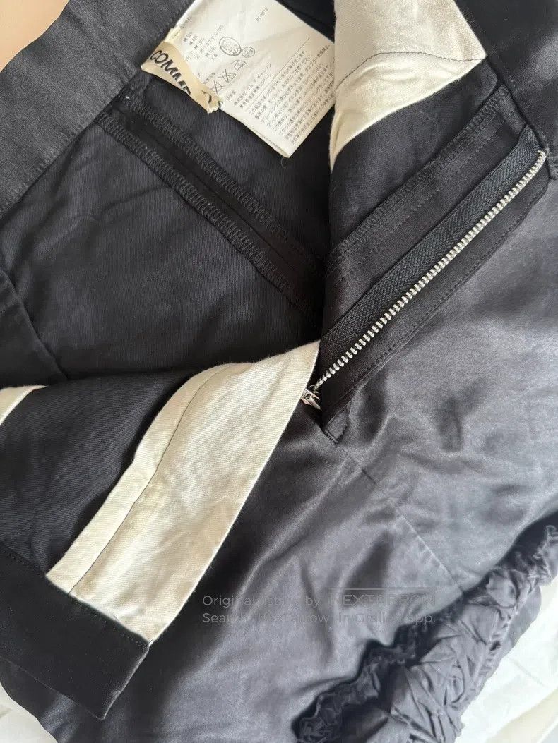Comme des Garcons Comme des Garcons size XS Black silk irregular ruffled ski Size 22" - 3 Thumbnail