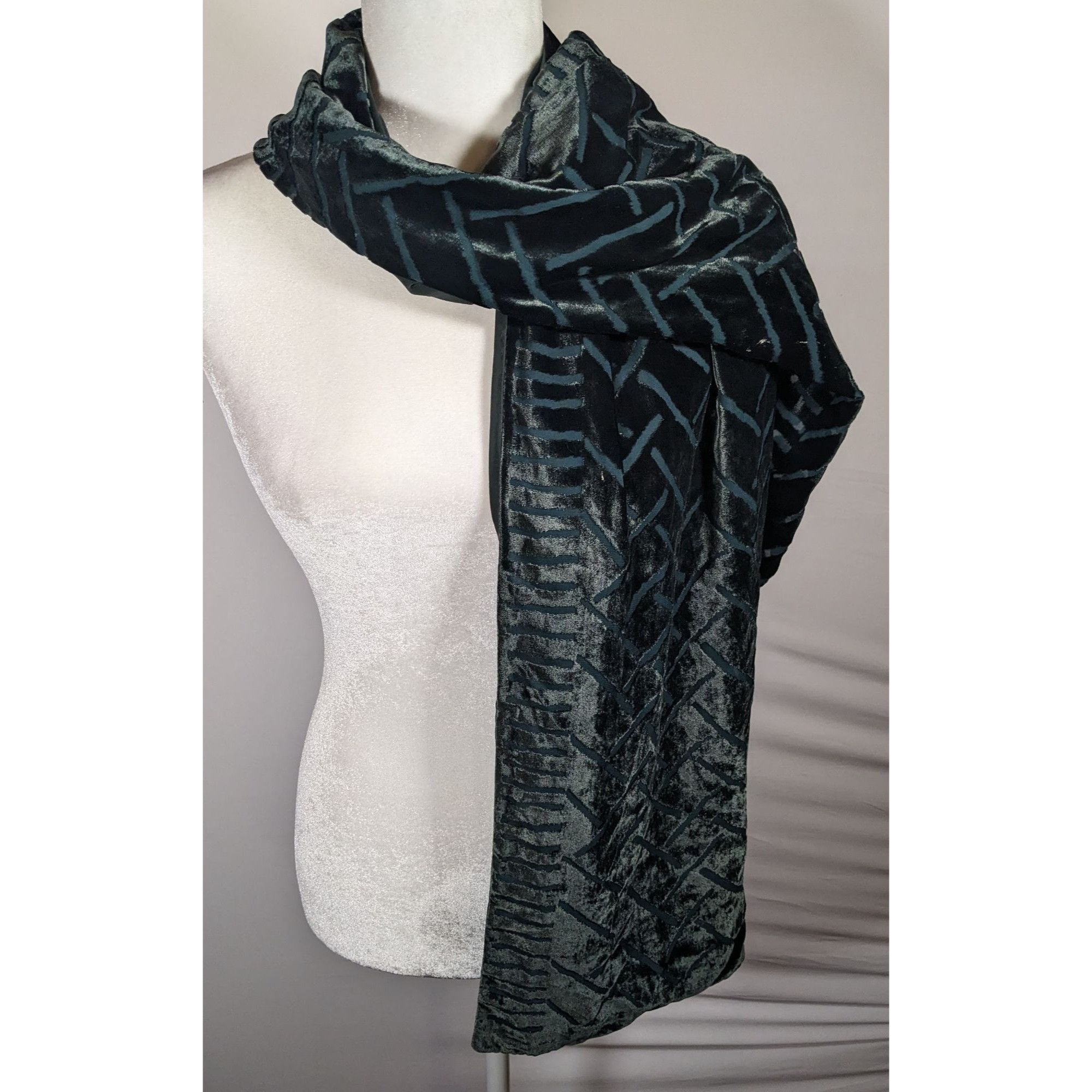 Other Vintage Dark Blue Criss Cross Geometric Velvet Burnout Scarf Size ONE SIZE - 6 Thumbnail