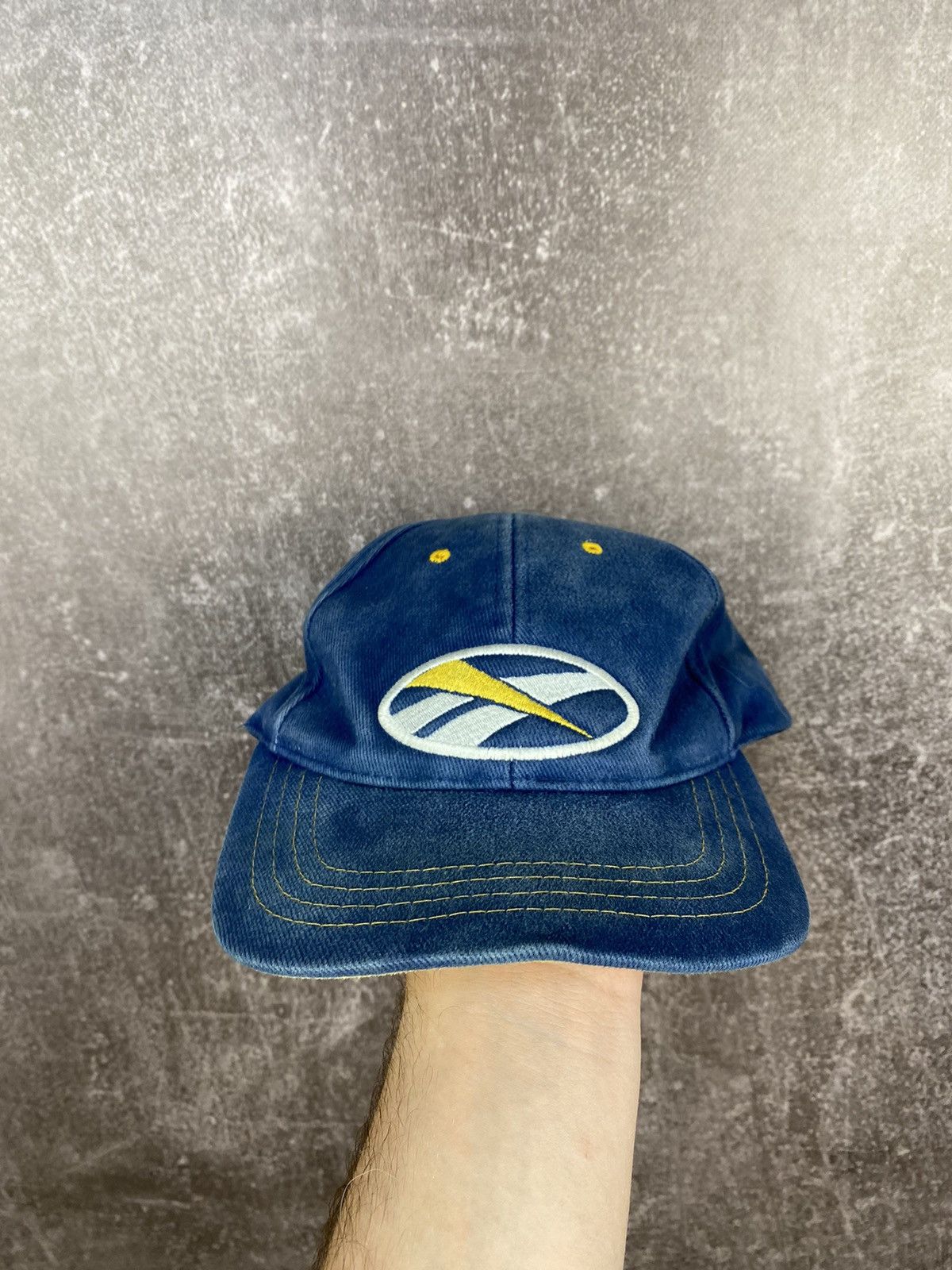 Reebok Reebok Cap Vintage 90s Velvet Big Logo Hat Size ONE SIZE - 1 Thumbnail