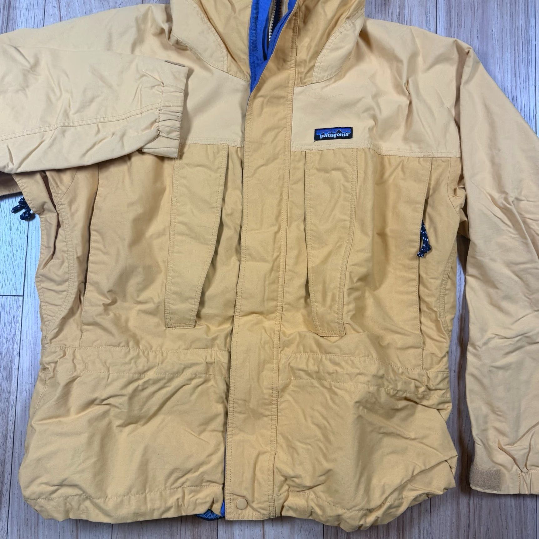Patagonia VINTAGE Patagonia Jacket Mens XS Yellow Nitro II Snowboard Shell Windbreaker 90s Rain Coat Nylon Weather Windbreaker Mens XS Yellow 90s Size US XS / EU 42 / 0 - 3 Thumbnail