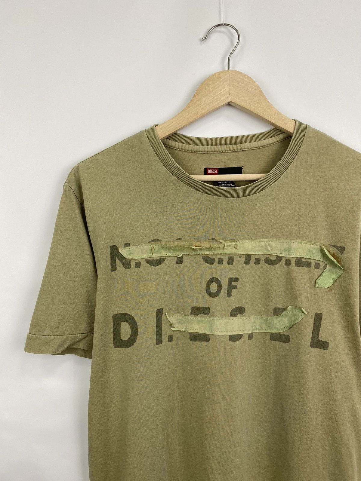 Diesel × Japanese Brand 🇺🇸 Vintage 90s Diesel Military style Big logo t-shirt Size US M / EU 48-50 / 2 - 2 Thumbnail