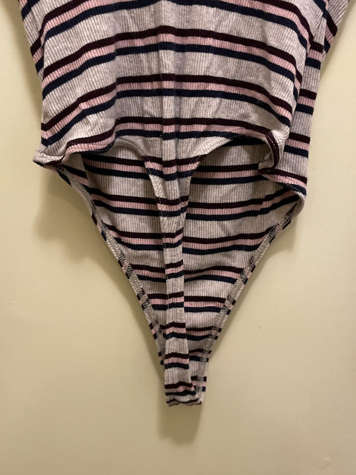 American Apparel American Apparel Pink Striped One Piece Bodysuit LS Shirt Size XS / US 0-2 / IT 36-38 - 5 Thumbnail