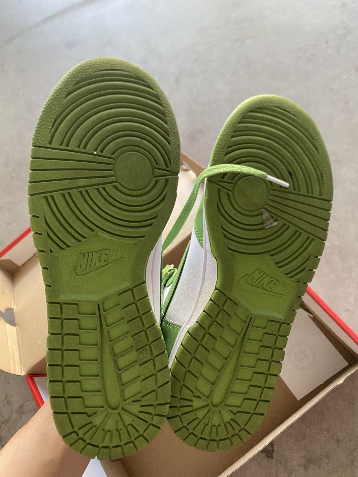 Nike Nike Dunk High Chlorophyll BTTYS Size US 7 / EU 40 - 4 Thumbnail