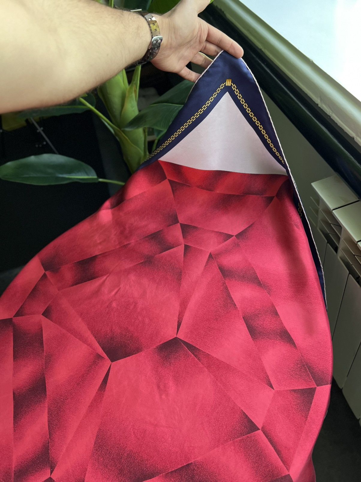 Cartier Cartier Red Silk Scarf 82x85cm Must de Cartier Vintage Size ONE SIZE - 15 Thumbnail