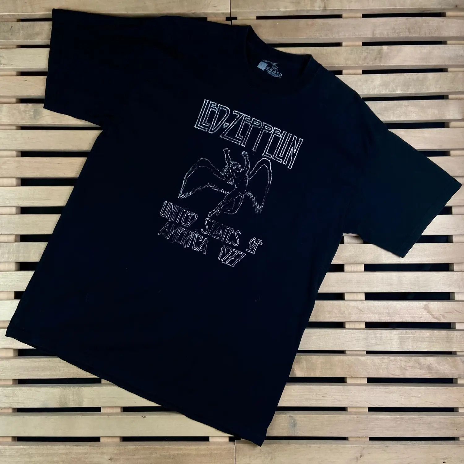 Band Tees Mens Vintage T Shirt Led Zeppelin Size L Size US L / EU 52-54 / 3 - 1 Thumbnail