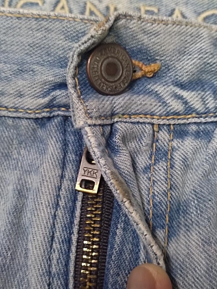 American Eagle Outfitters VINTAGE AMERICAN EAGLE BOOT CUT JEANS DISTRESSED STYLE Size US 33 - 6 Thumbnail