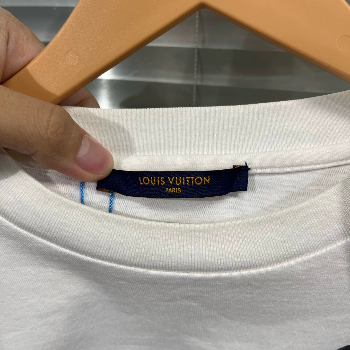 Louis Vuitton LV Paratrooper Print SS Tee M 99 New Altered Length #11581 Size US M / EU 48-50 / 2 - 3 Thumbnail