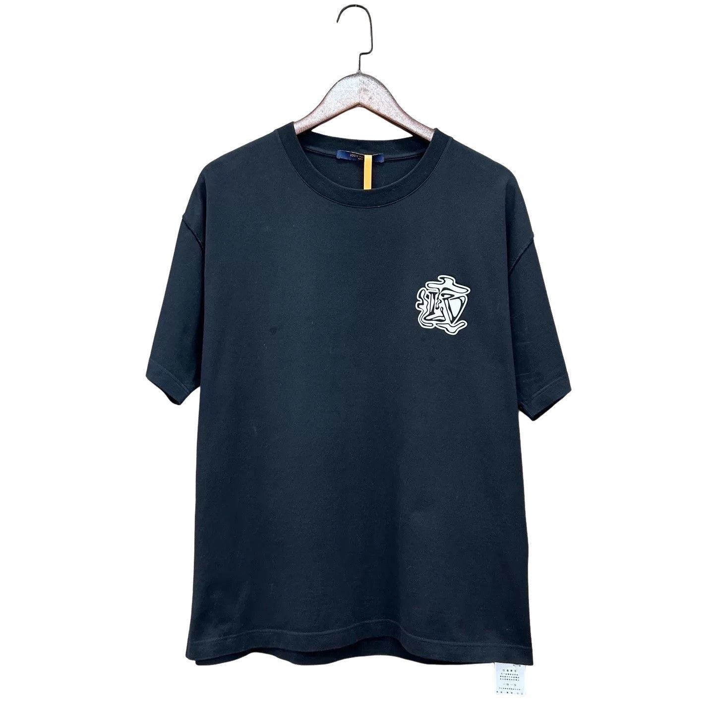 Louis Vuitton Louis Vuitton Graffiti Print T-Shirt Size L Size US L / EU 52-54 / 3 - 1 Thumbnail