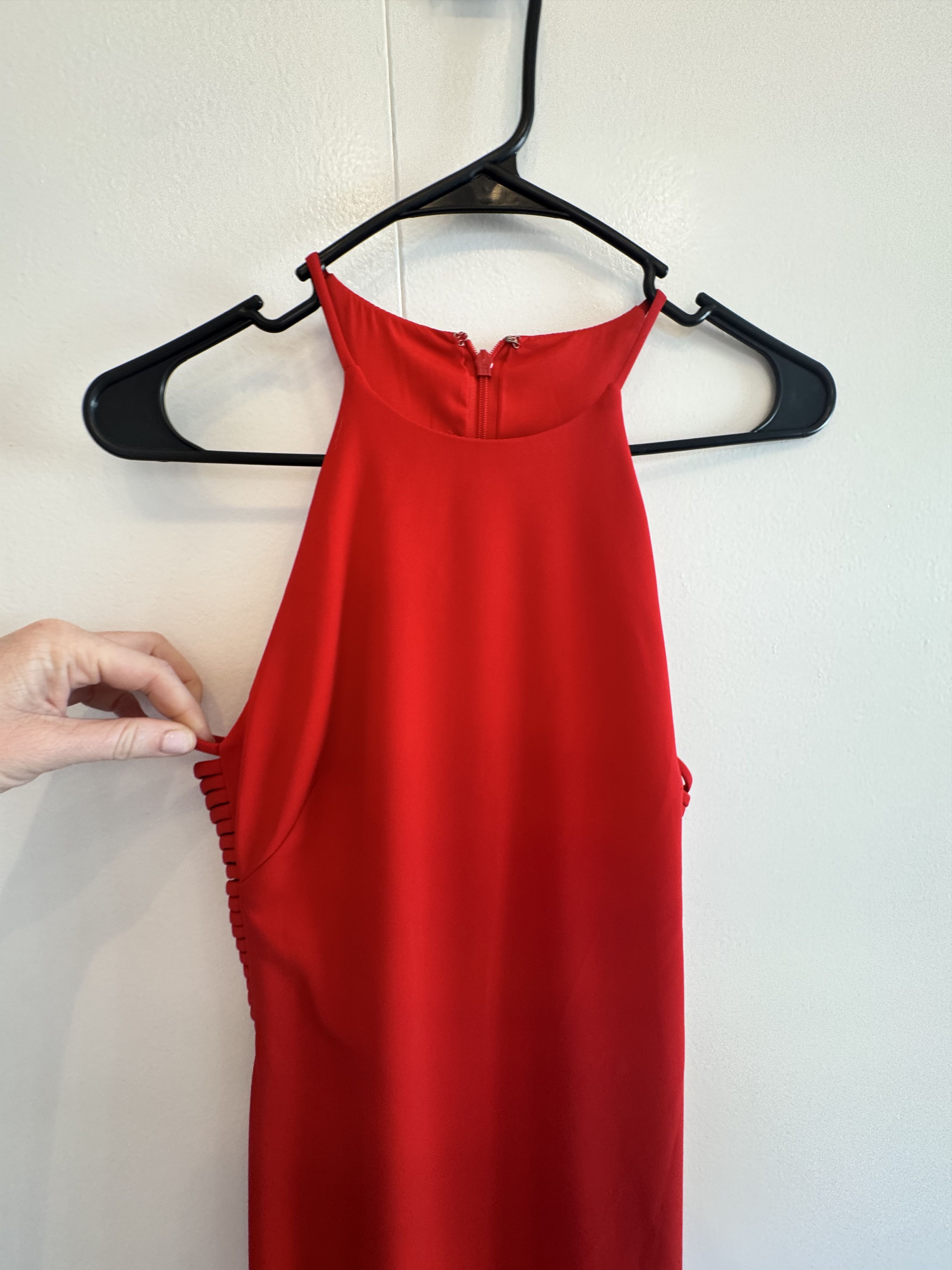 Badgley Mischka Badgley Mischka Collection red halter evening gown. Size XS / US 0-2 / IT 36-38 - 4 Thumbnail