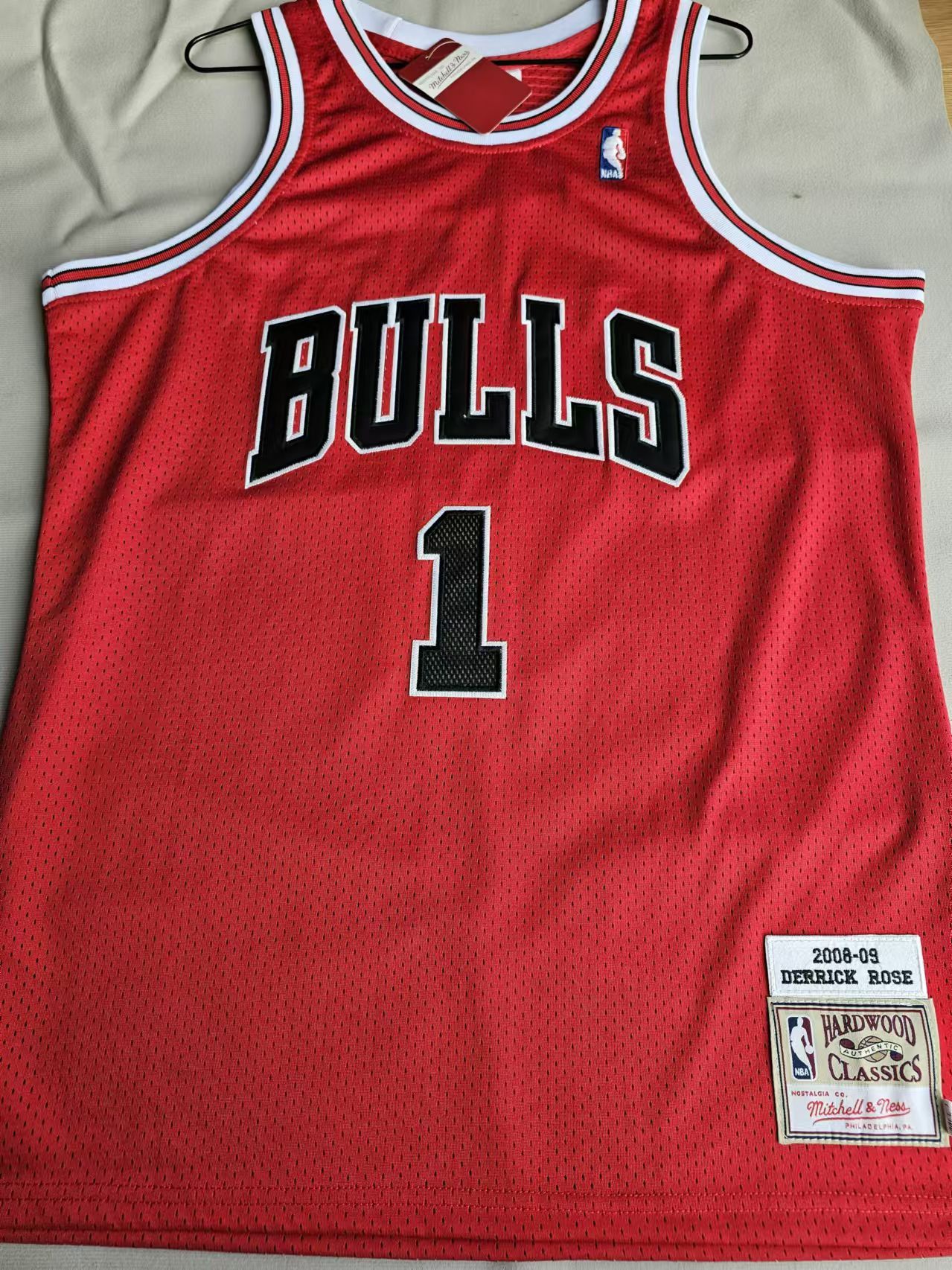 NBA 2008 Chicago Bulls #1 Derrick Rose Jersey Home Size US XL / EU 56 / 4 - 1 Thumbnail