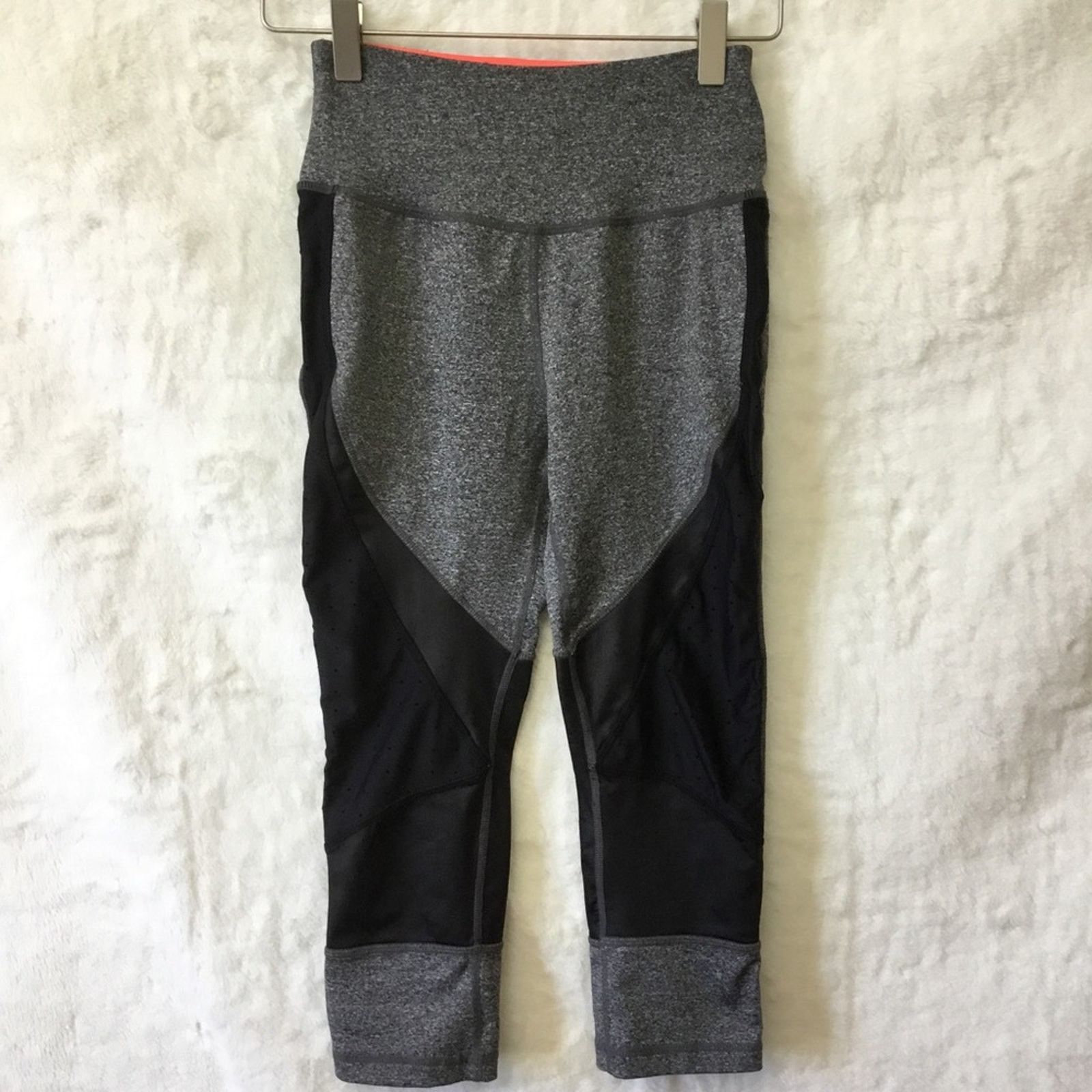 Other C&C California Grey and Black Leggings Size 22" - 1 Thumbnail