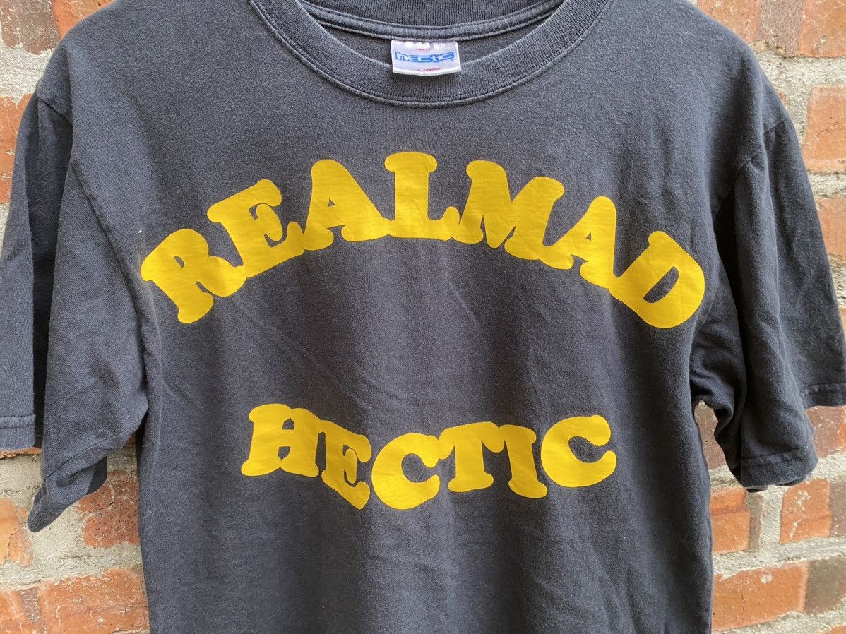 realmad HECTIC 🔥2003 HECTIC Revolver tee Size US L / EU 52-54 / 3 - 5 Thumbnail
