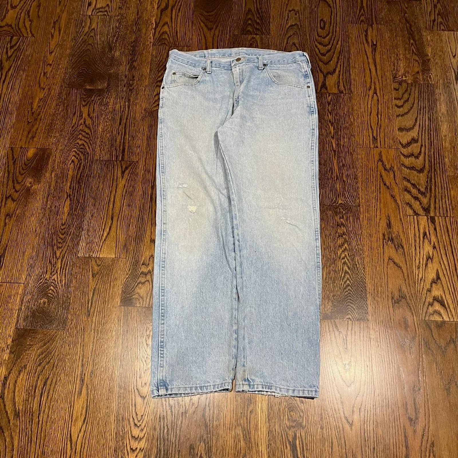 Vintage vintage 2000s baggy wide leg lightwash wrangler jeans | Grailed