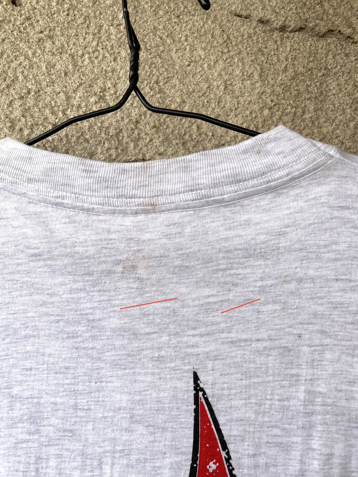 NBA Vintage 90s Chicago Bulls Nutmeg NBA Over Print T-Shirt Size US XL / EU 56 / 4 - 17 Thumbnail
