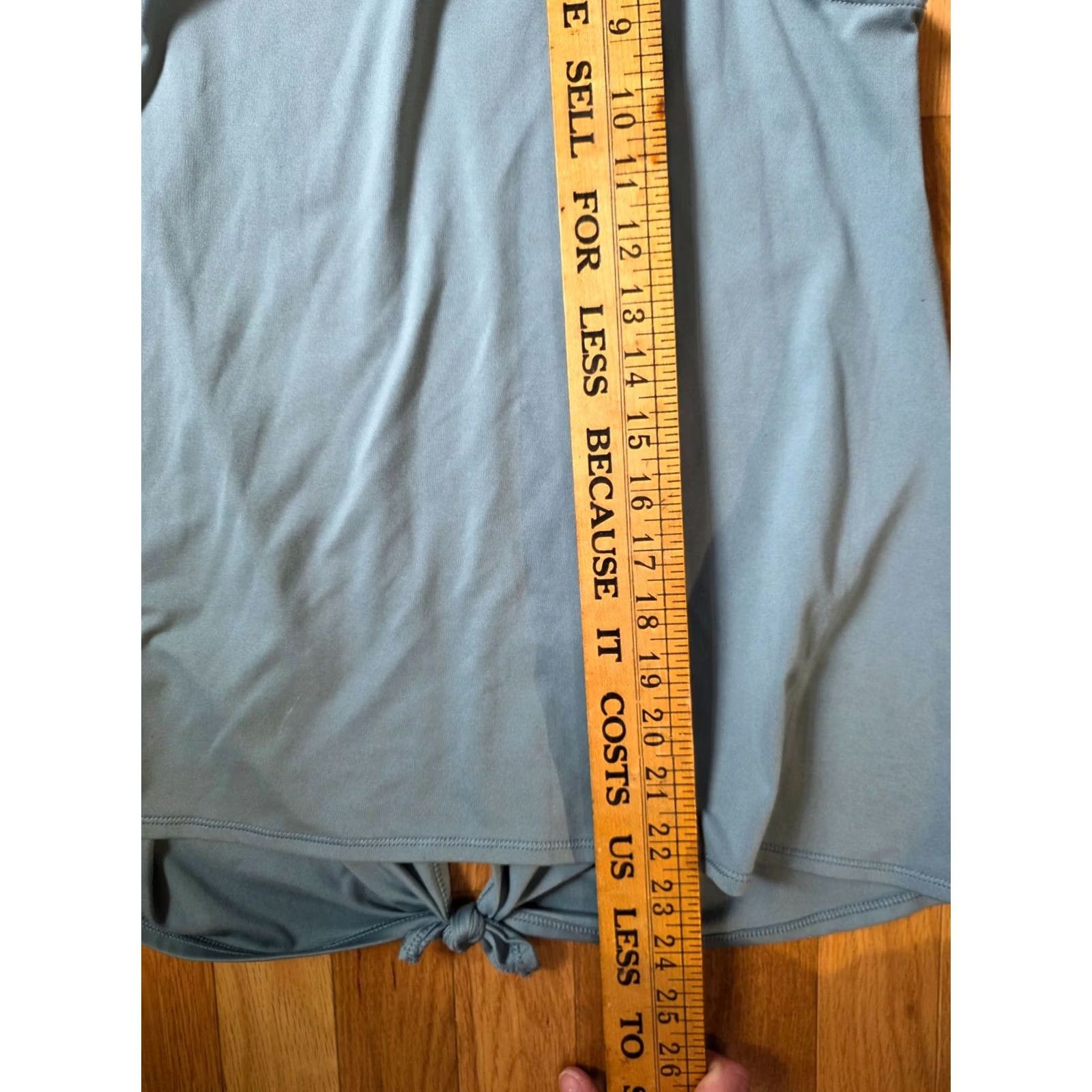 Vintage Yogalicious Workout Tank Top Women's Gray Polyester Crew Neck Open Back Tie Tank XS/S? Size S / US 4 / IT 40 - 6 Thumbnail