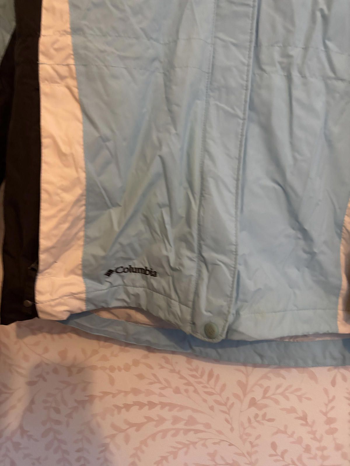 Columbia NWT Columbia Women's Light Blue and Black Waterproof Jacket Size M / US 6-8 / IT 42-44 - 2 Thumbnail