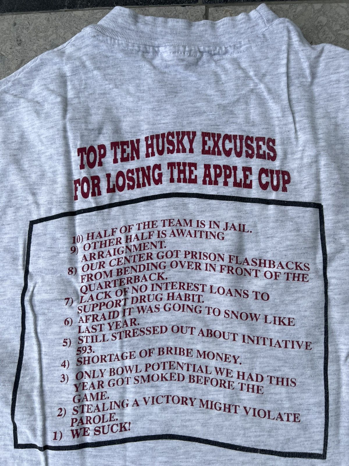Vintage 90s Huskies Cougars Apple Cup t-shirt Size US XL / EU 56 / 4 - 11 Thumbnail