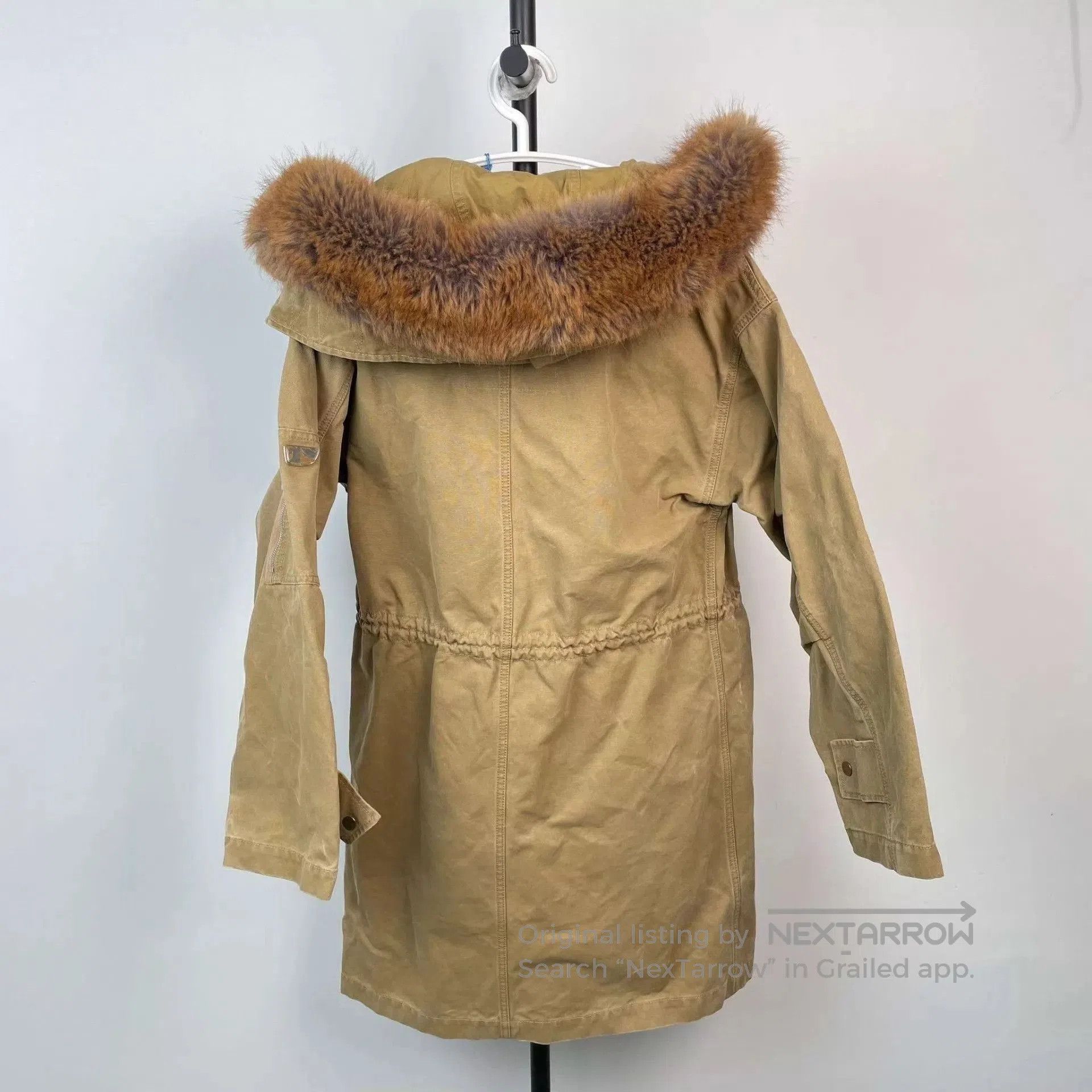 Burberry Yellow Parka with Faux Fur Hood . Size US XXS / EU 40 - 2 Thumbnail