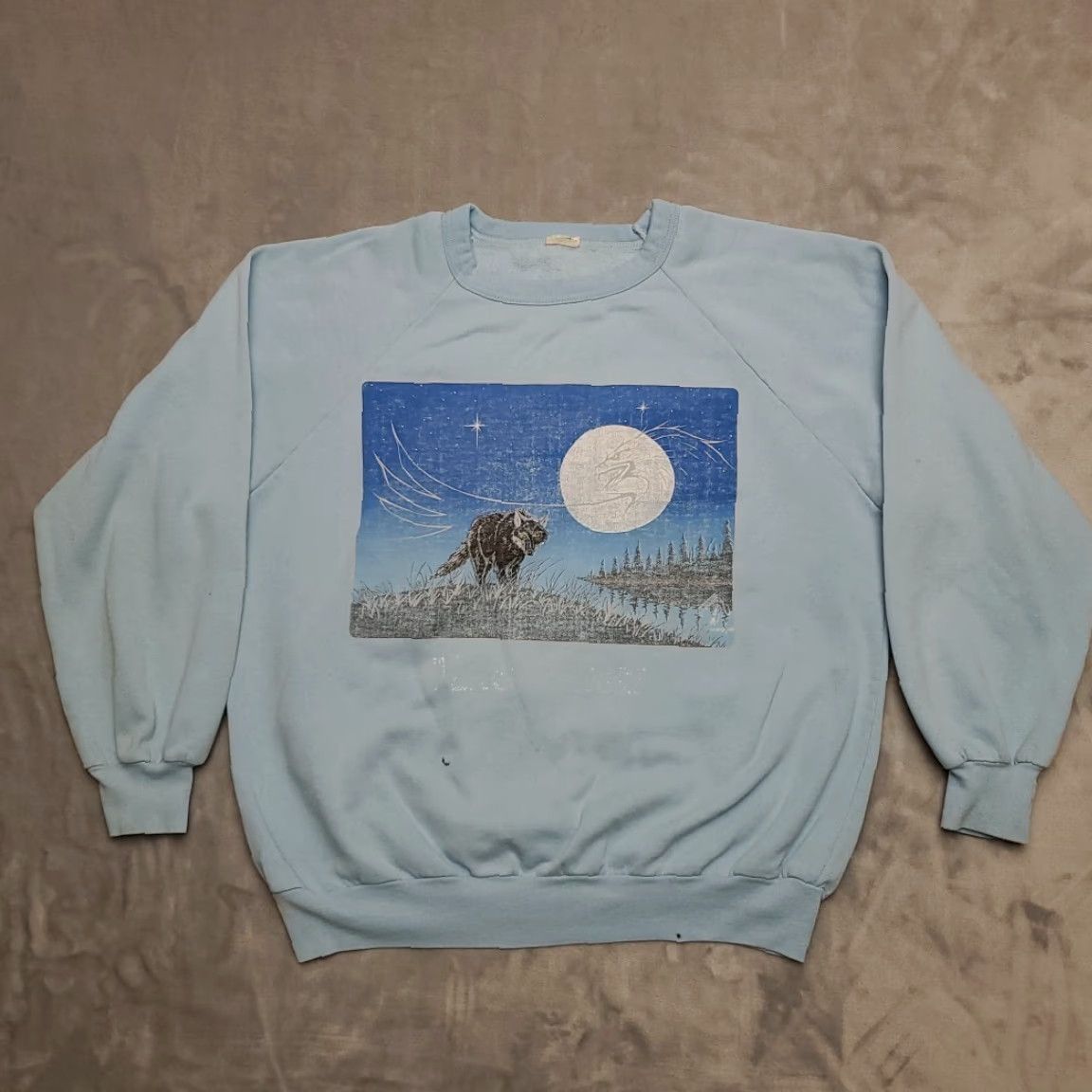 Vintage VINTAGE Wolf Sweatshirt Mens XL Blue Eagle Nature Raglan Crewneck Made in Canada Size US XL / EU 56 / 4 - 2 Thumbnail