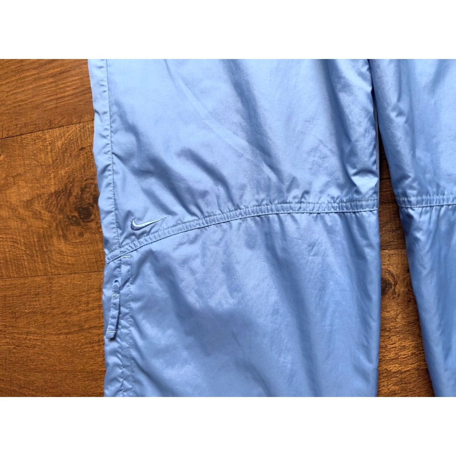 Nike VTG Y2K Nike Mens Track Pants Light Blue M Nylon Windbreaker Pockets Drawstring Ankle Zips 31in Inseam Sports Athleisure 90s Mens Size US 31 - 2 Thumbnail