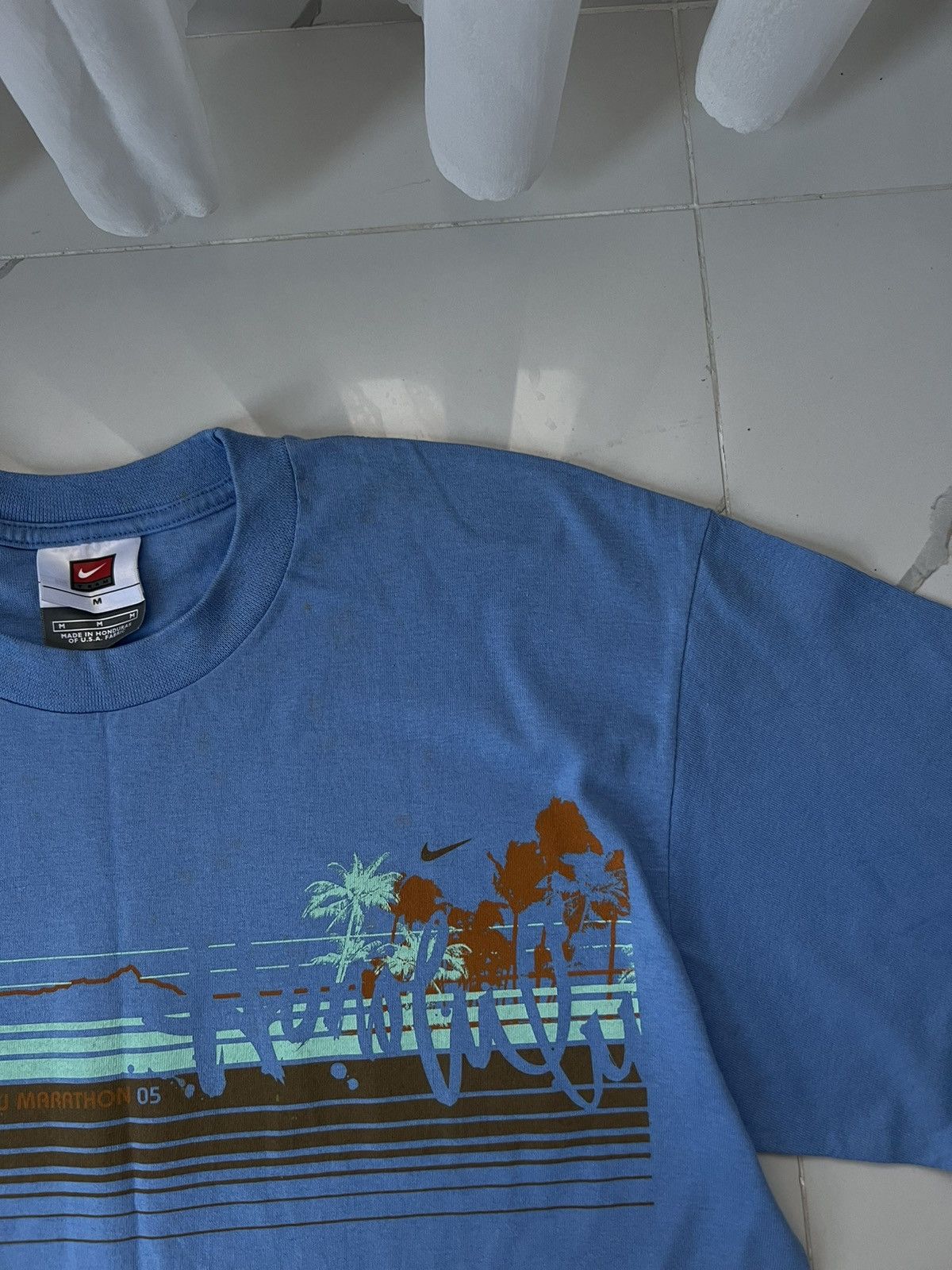 Nike × Vintage 90's NIKE HONOLULU MARATHON 05 RETRO RARE TEE SWOOSH LOGO Size US M / EU 48-50 / 2 - 2 Thumbnail