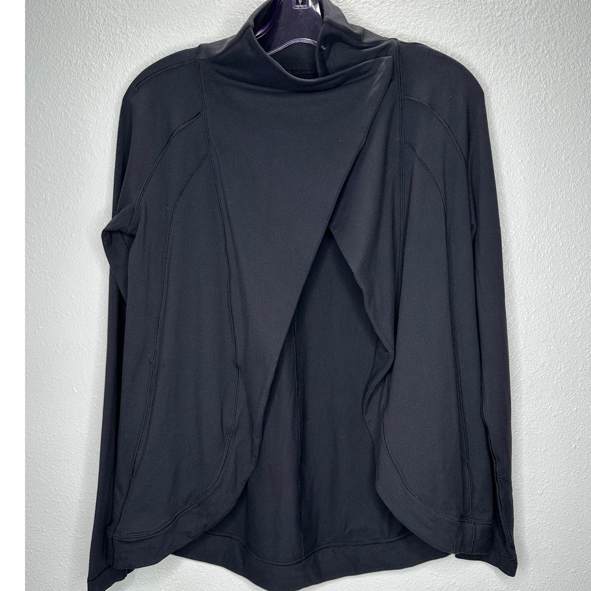 Lululemon Lululemon Black Cardigan Style Snap Neck Button Collar 4 Size S / US 4 / IT 40 - 2 Thumbnail