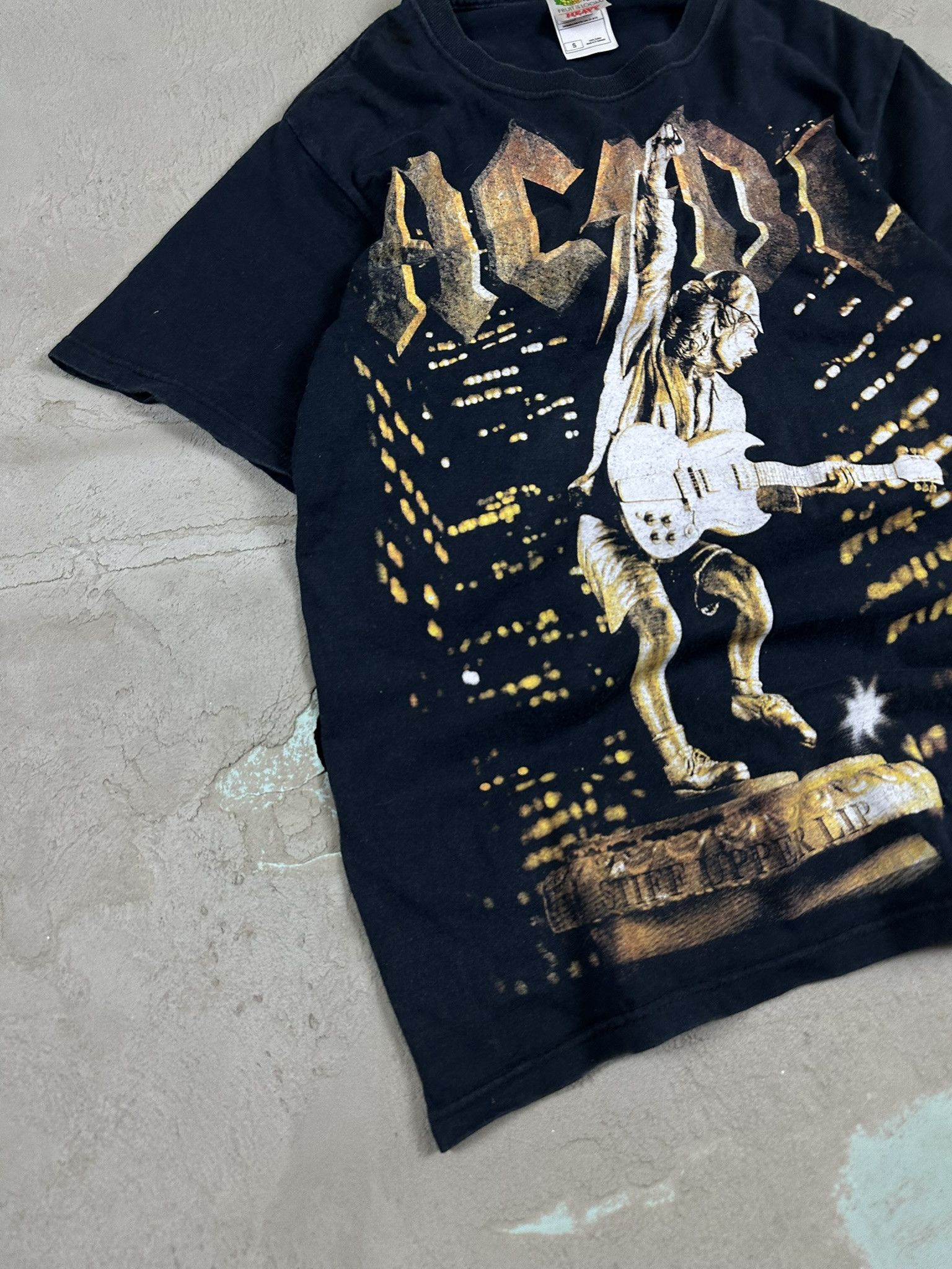Band Tees 2000s ACDC Rip Tribute Tour Rock Band Promo T-shirt Size US S / EU 44-46 / 1 - 7 Thumbnail