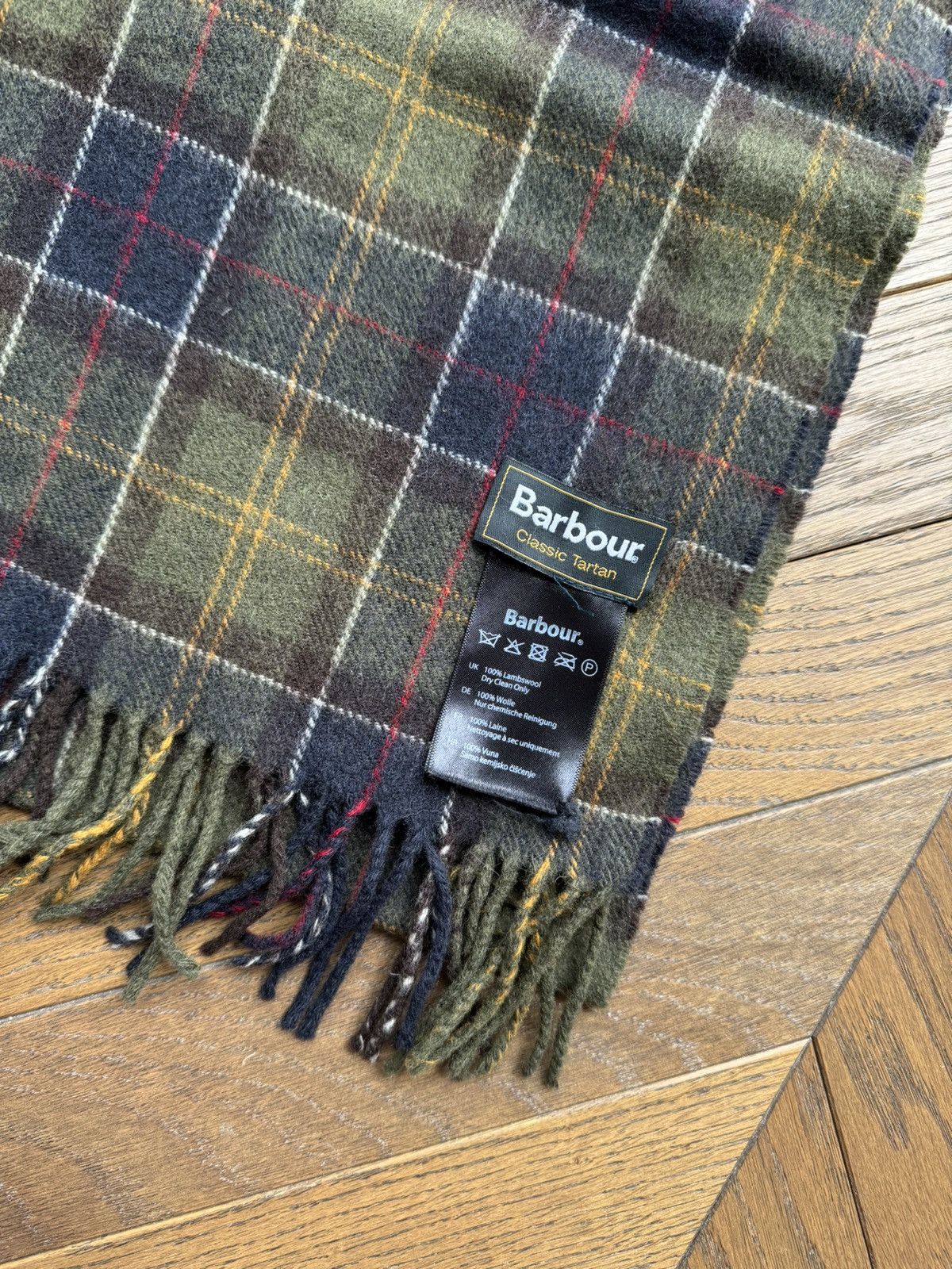 Barbour [OS] Wool Scarf in Green Tartan Size ONE SIZE - 3 Thumbnail