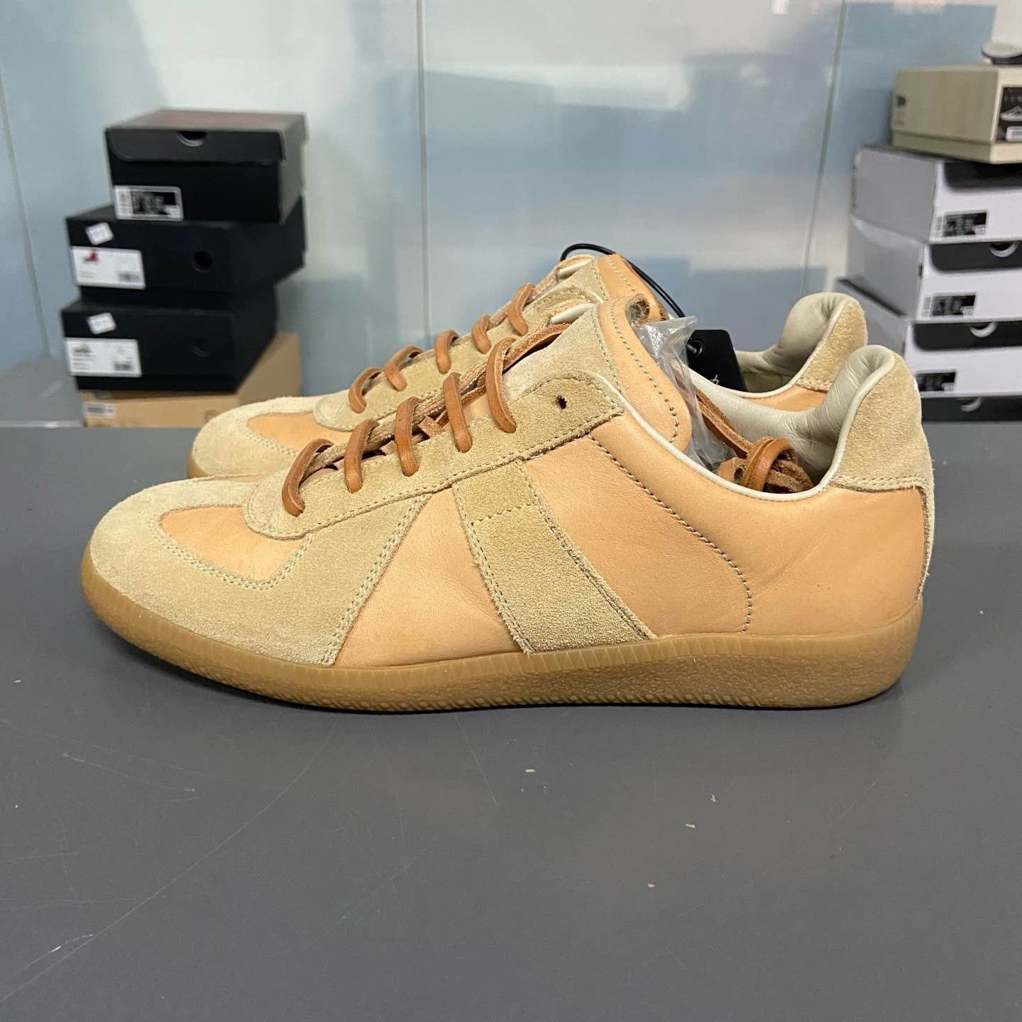 Maison Margiela Maison Margiela Replica Sneakers Beige Size 36 Size US 6 / IT 36 - 1 Thumbnail