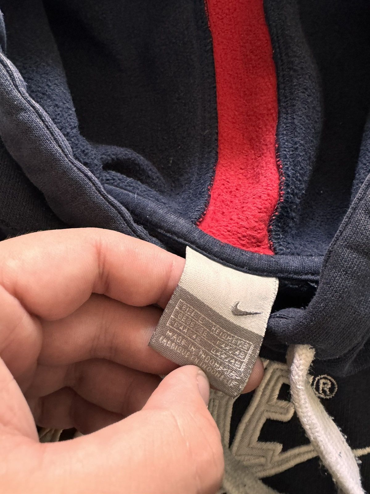 Nike × Vintage NIKE VINTAGE CENTER LOGO OVERSIZE BOXY HOODIE Size US S / EU 44-46 / 1 - 5 Thumbnail
