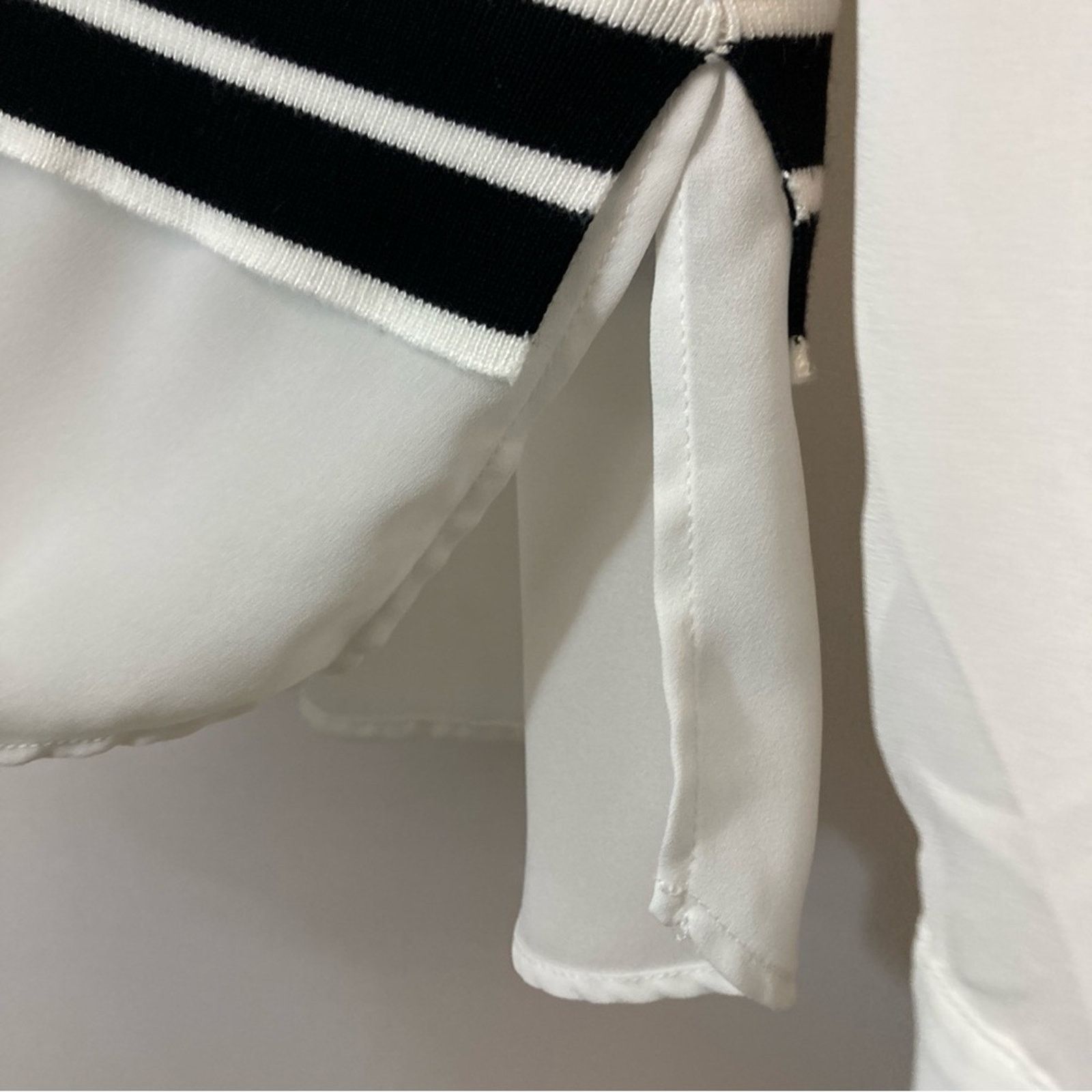 Adrianna Papell Adrianna Papell Ivory White Button Sweater Vest Blouse Top Size M / US 6-8 / IT 42-44 - 7 Thumbnail