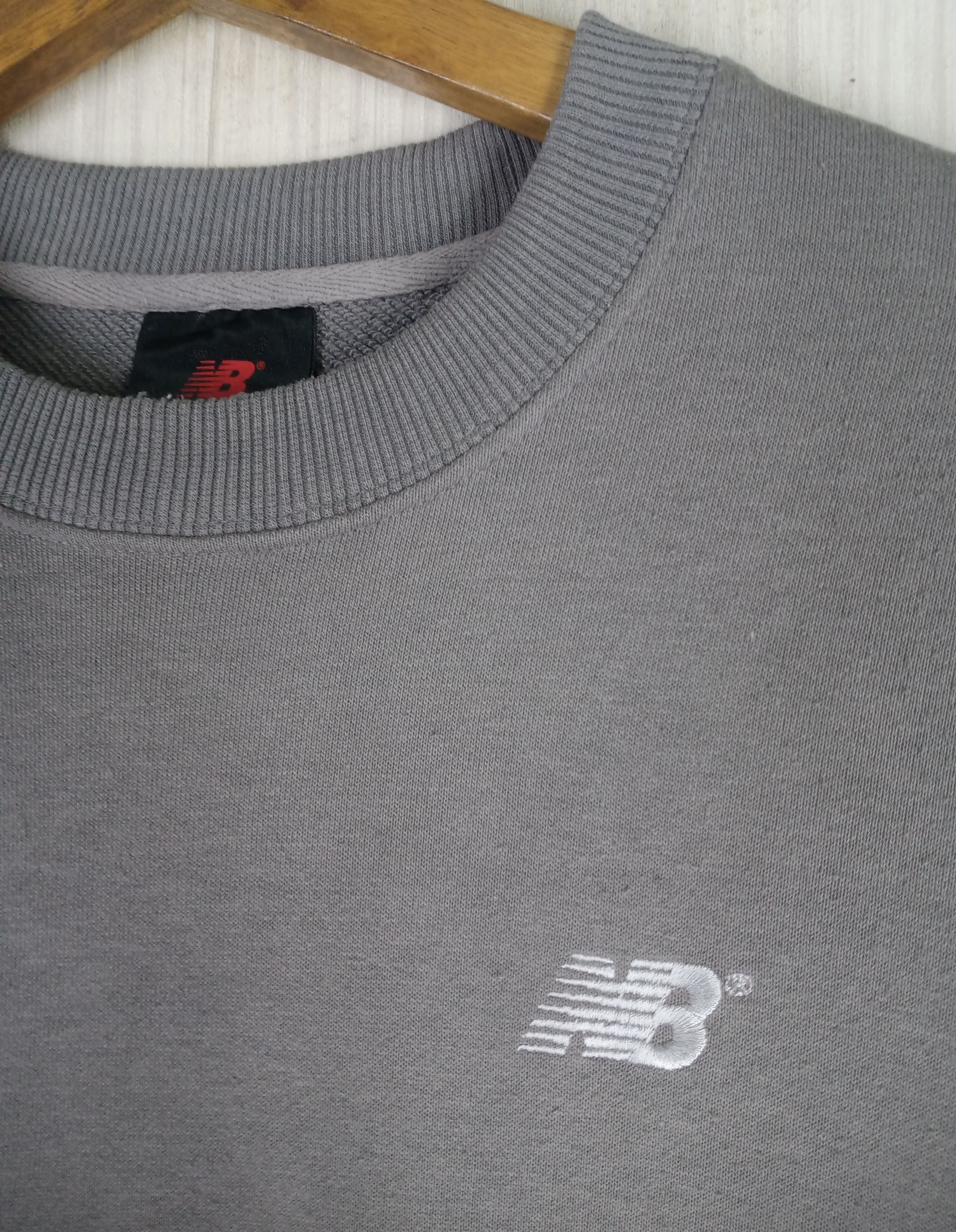 New Balance Rare Vintage New Balance Small Logo Sweatshirt Size US M / EU 48-50 / 2 - 3 Thumbnail