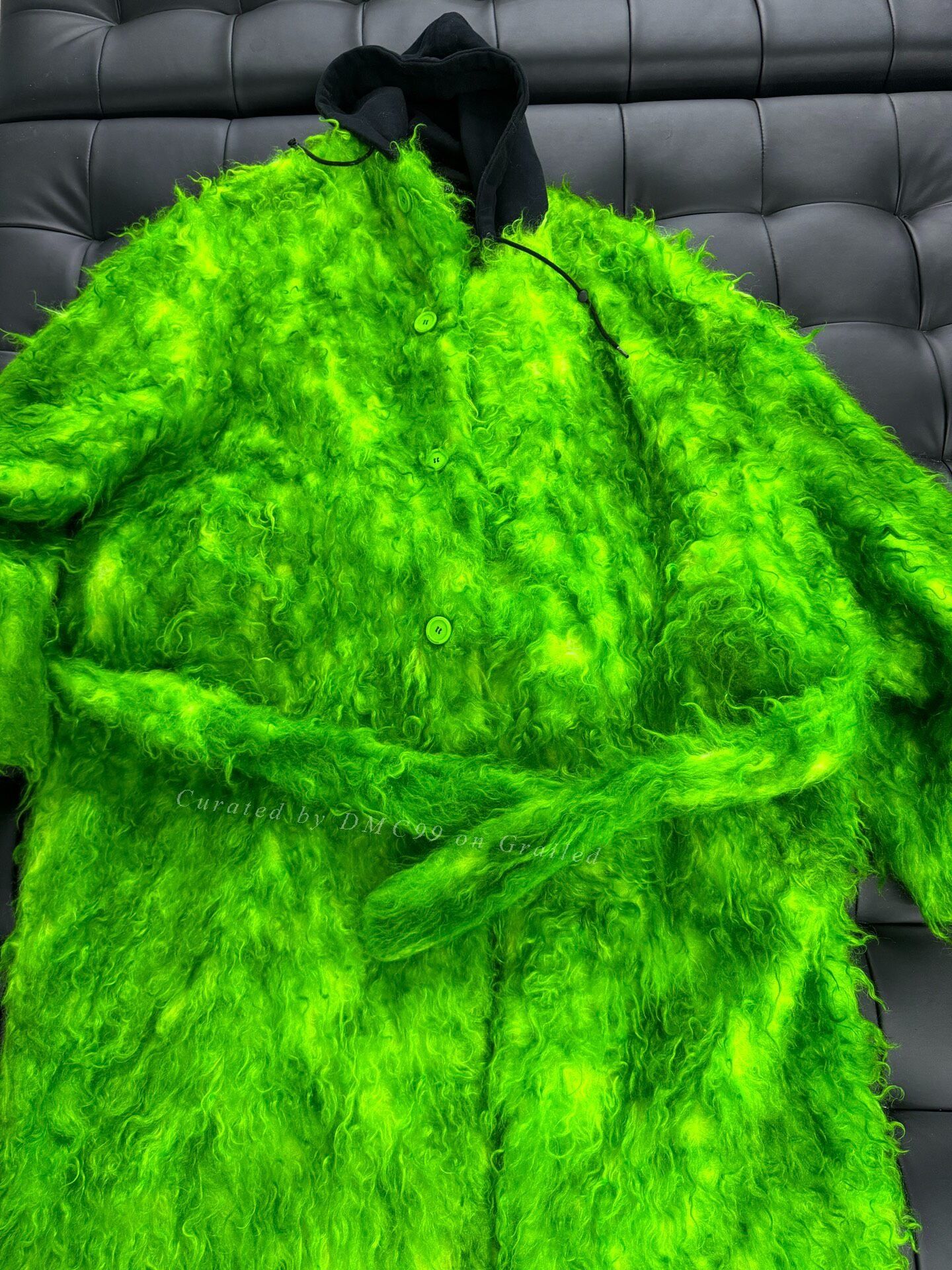 Balenciaga Balenciaga 90s Runway Green Fur Coat Size L / US 10 / IT 46 - 1 Thumbnail