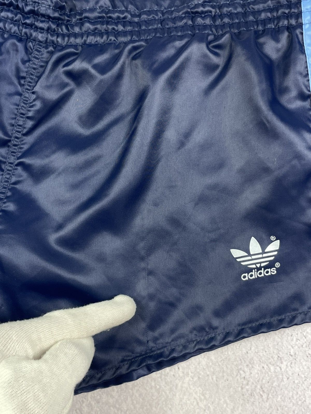 Adidas Vintage Adidas Navy Blue Shorts Made in West Germany 80s Size US 32 / EU 48 - 5 Thumbnail