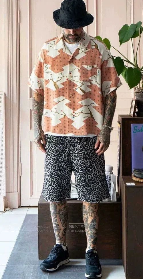 Visvim visvim silk hawaiian shirt with floral design. Size US S / EU 44-46 / 1 - 7 Thumbnail