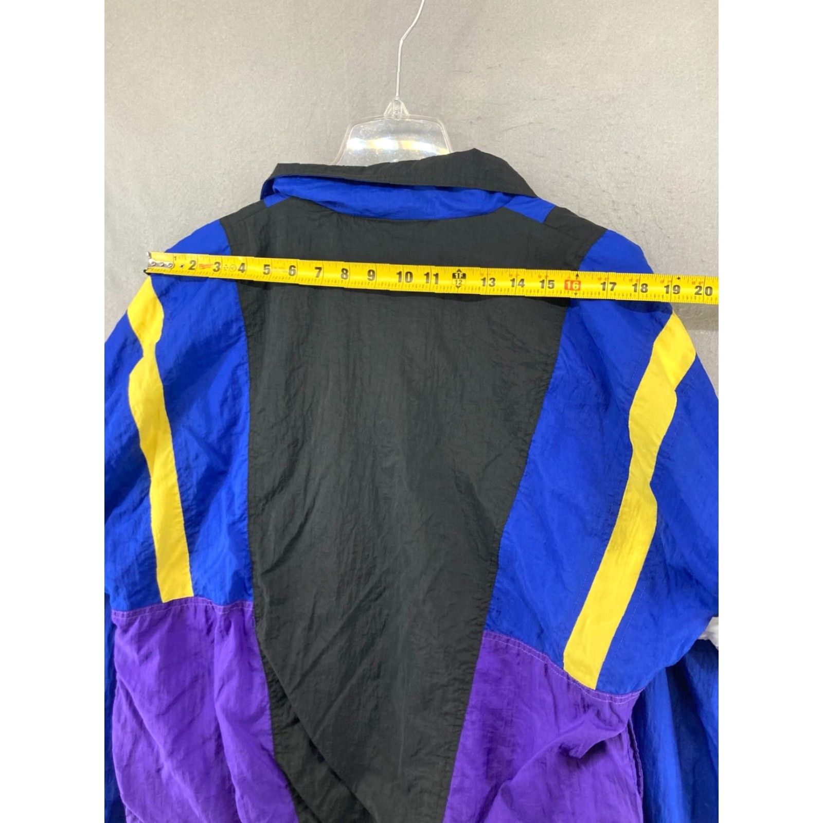 Bill Blass VINTAGE Bill Blass Jacket Mens M Windbreaker 90s Purple Geometric Nylon Zip Mid-Length 80s 90s Mens Size US M / EU 48-50 / 2 - 7 Thumbnail