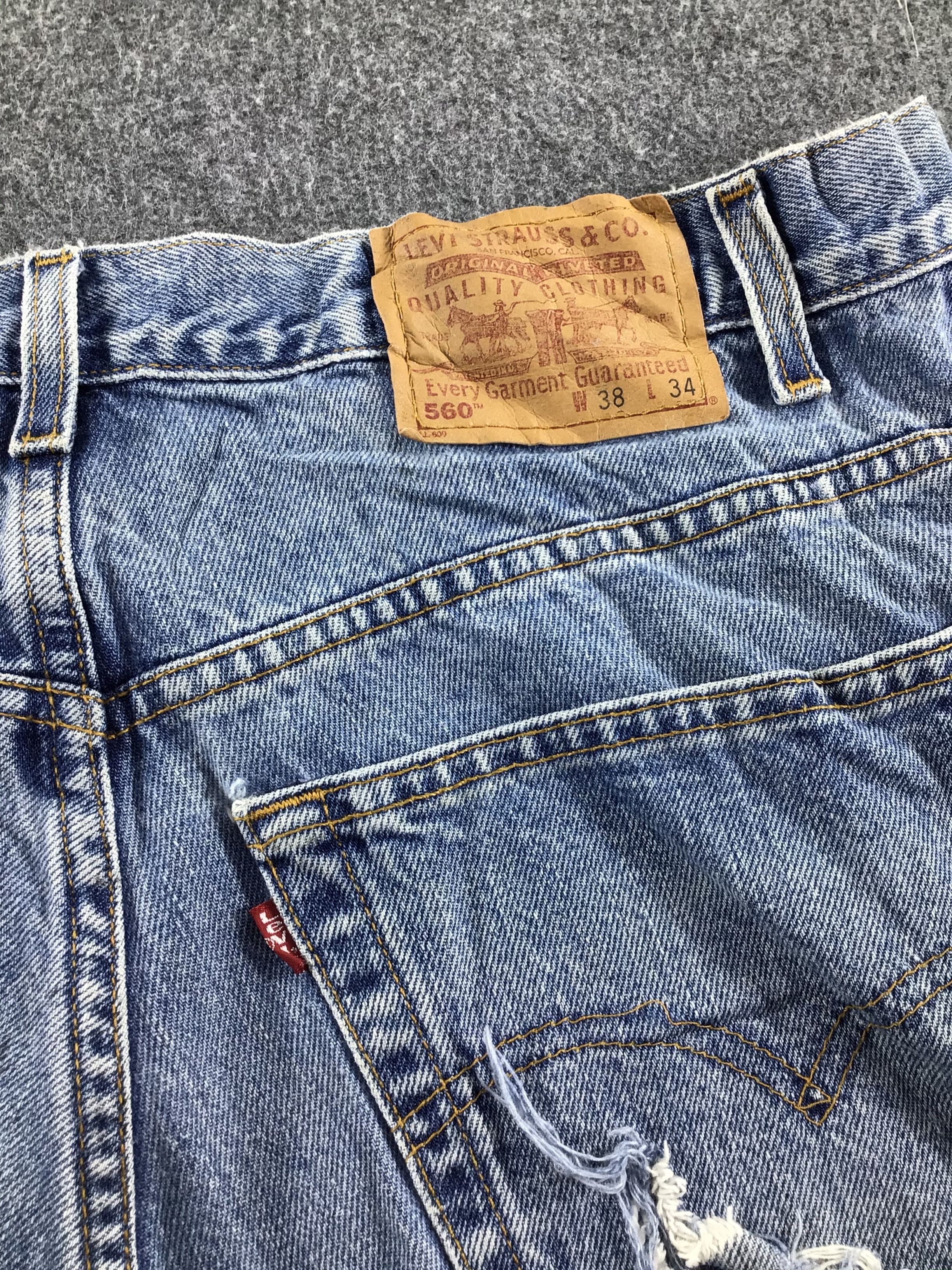 Levi's Vintage Levis 560 Jeans Faded Blue Denim -J464 Size US 37 - 5 Thumbnail