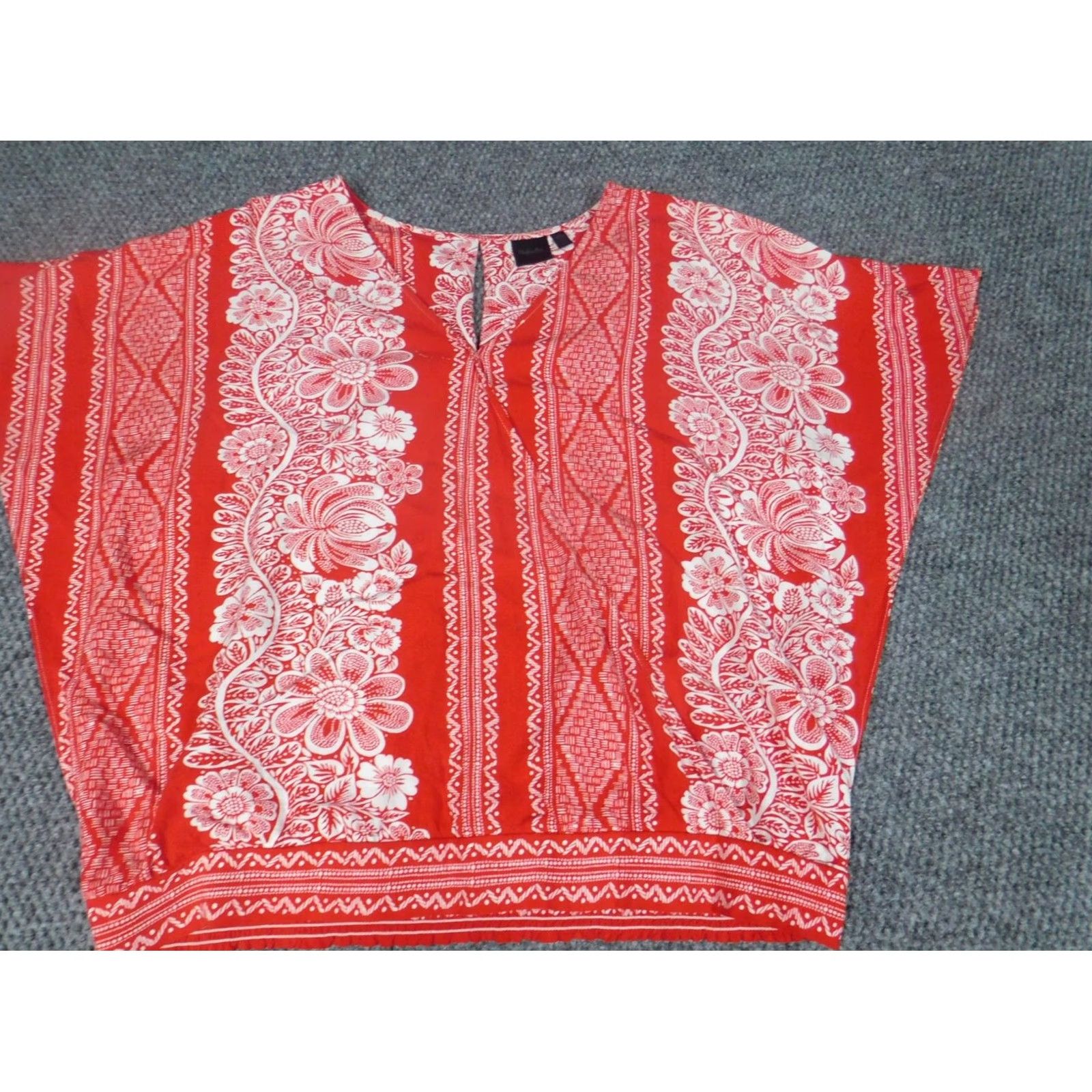 Vintage Rafaella Blouse Shirt Women S Red Striped Crew Neck Pullover Casual Short Sleeveless Button Viscose Rayon Stretch Regular Basic Size S / US 4 / IT 40 - 3 Thumbnail