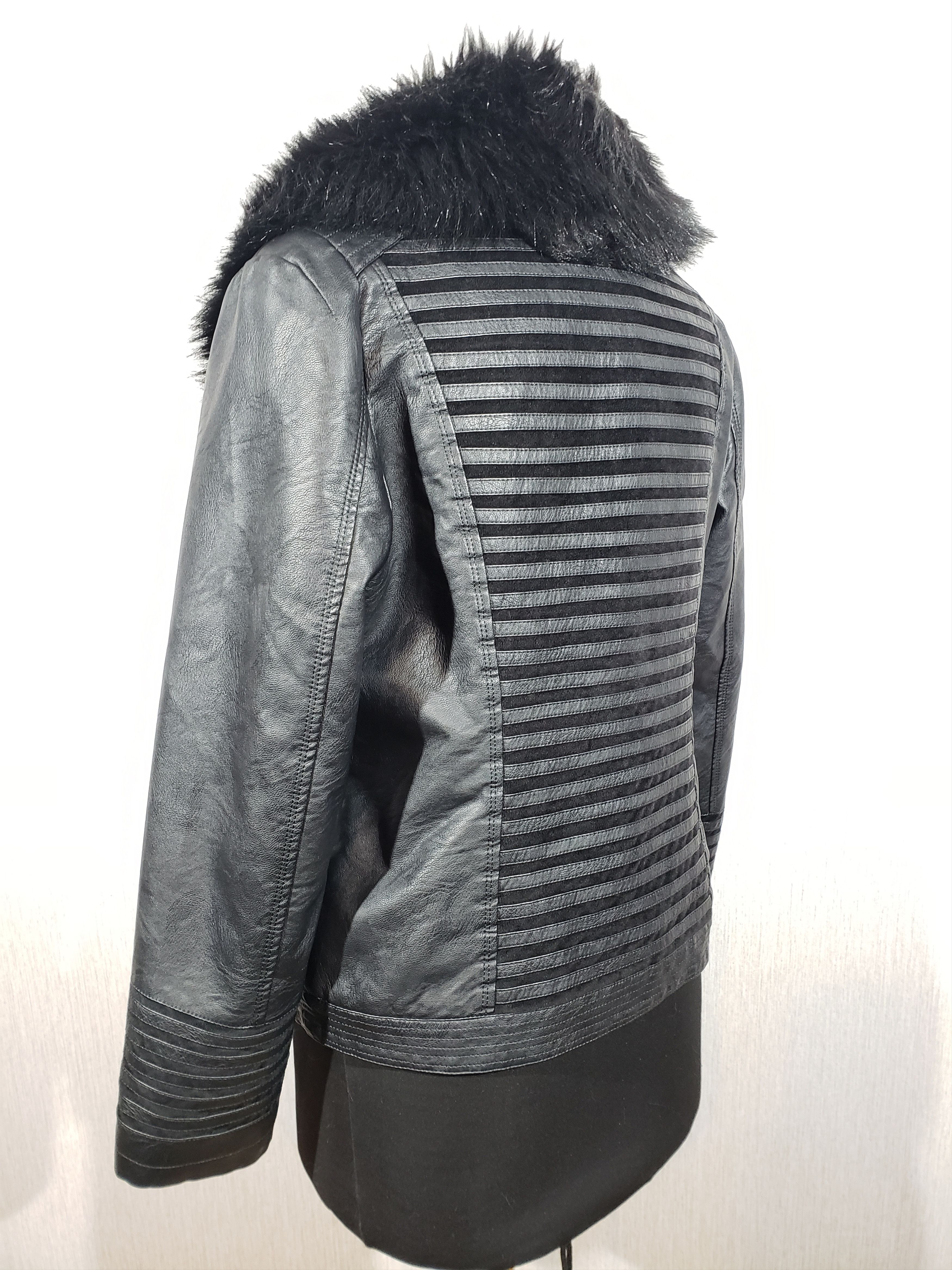 Other Stylish women's black faux leather jacket. Size L / US 10 / IT 46 - 6 Thumbnail