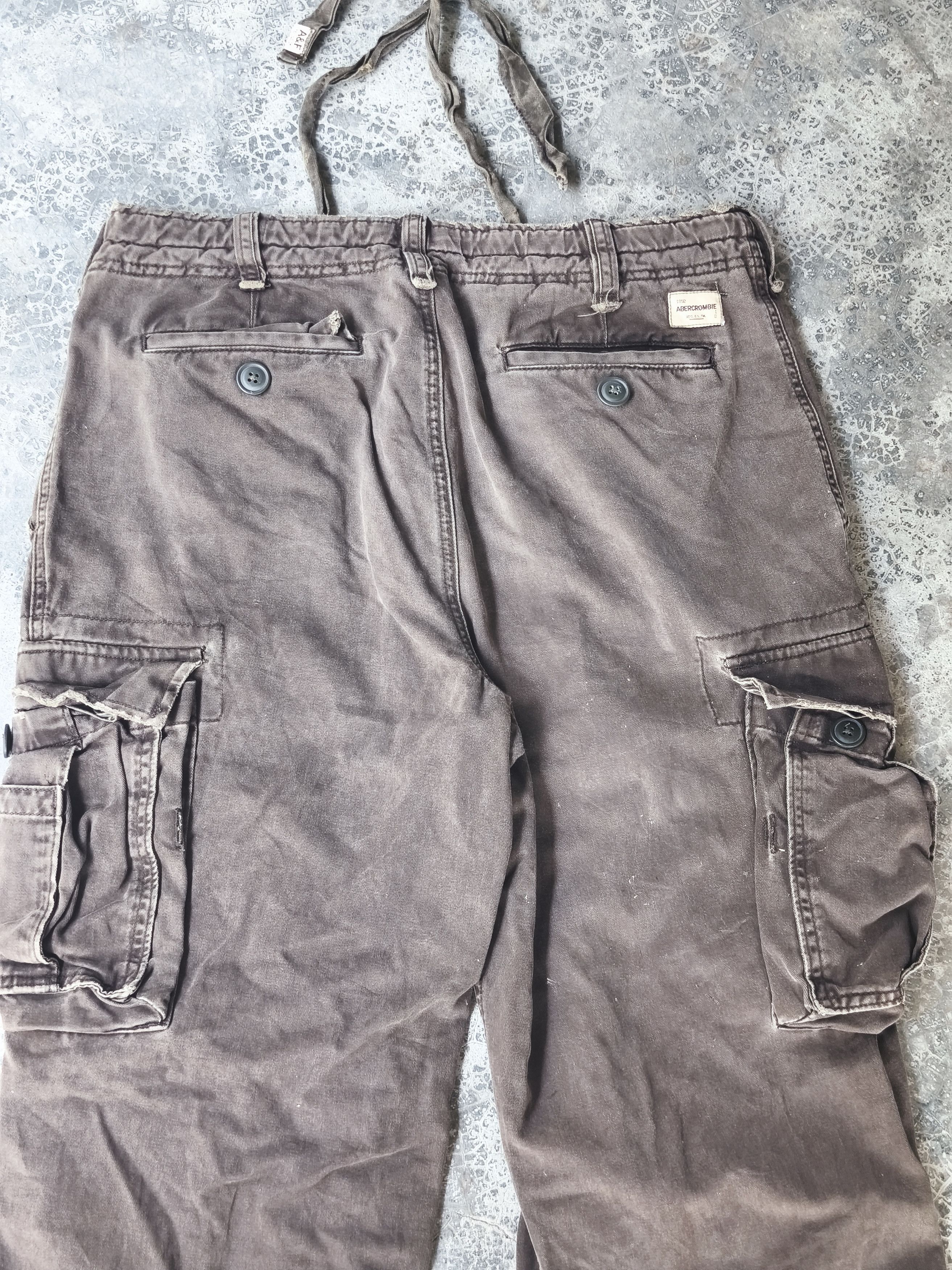 Abercrombie & Fitch Vintage Abercrombie and fitch Brown Cargo Pants Size US 35 - 10 Thumbnail