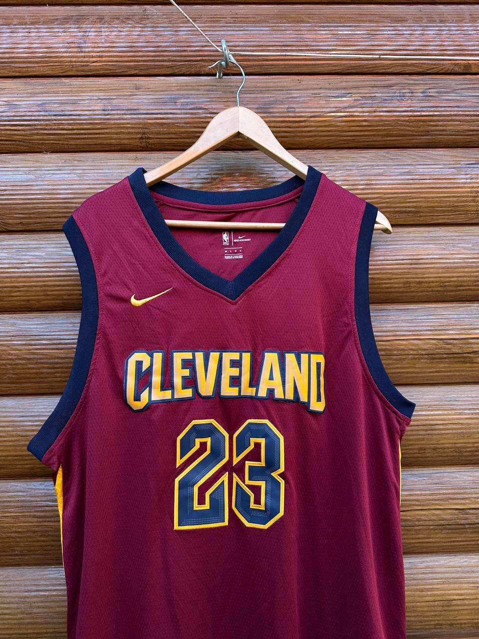 NBA Vintage Nike Lebron James 23 Cleveland jersey y2k Size US L / EU 52-54 / 3 - 3 Thumbnail