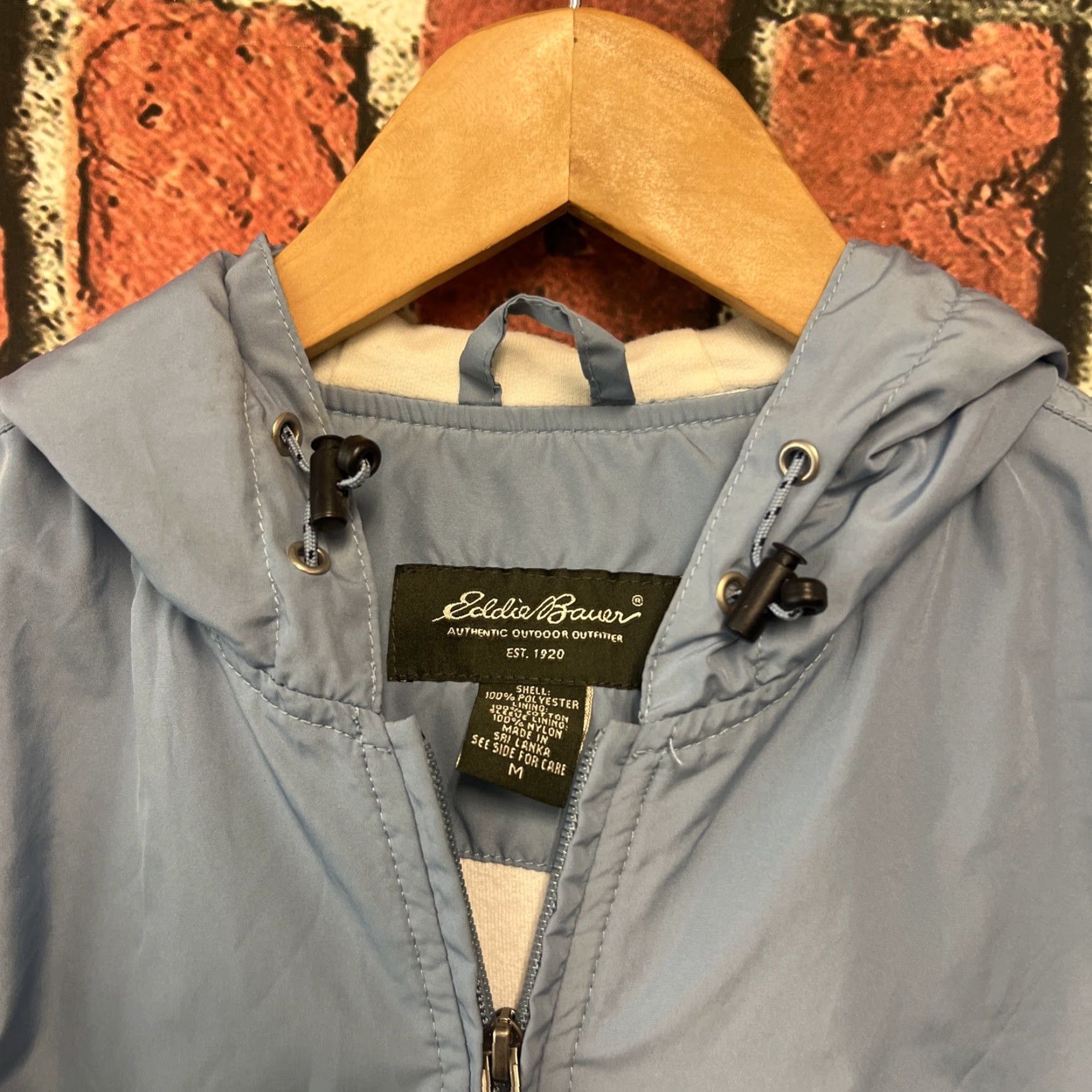 Eddie Bauer Eddie Bauer Jacket Womens Medium Full Zip Hooded Lightweight Size M / US 6-8 / IT 42-44 - 2 Thumbnail