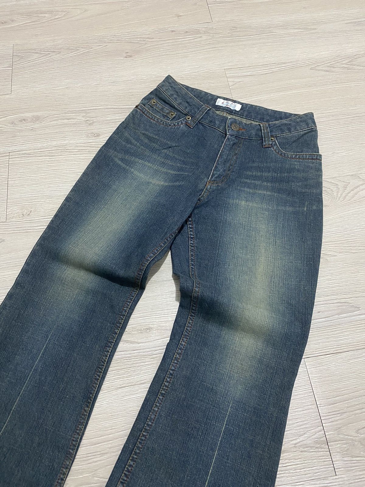14th Addiction × Japanese Brand × KMRii 2000s KMRii exoc mud wash flare jeans Size US 26 / EU 42 - 3 Thumbnail