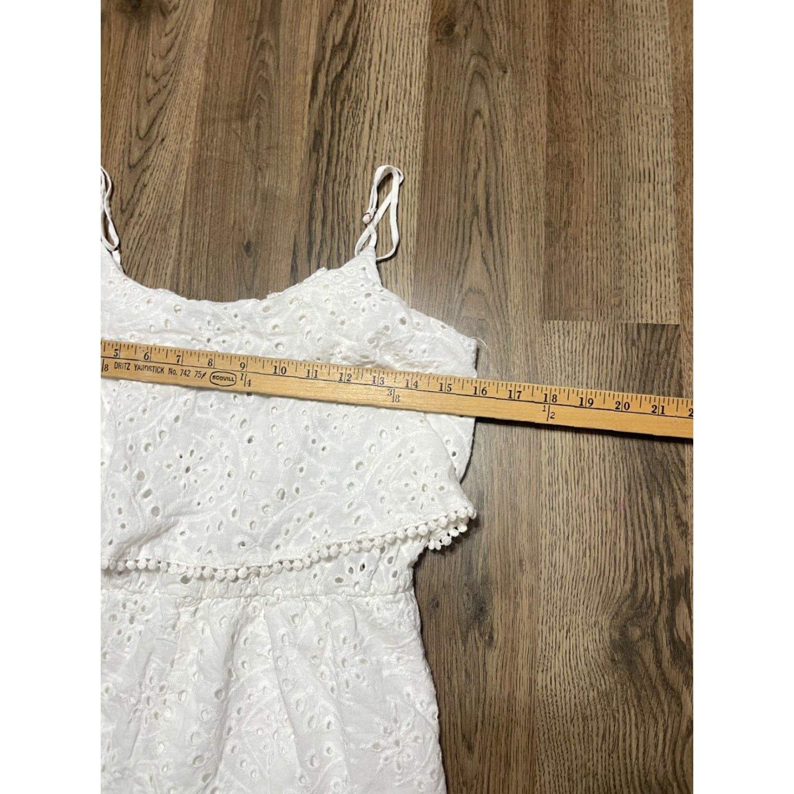 Vintage LA Hearts Romper Shirt Women’s Medium White Eyelet Shorts Romper Size 32" / US 10 / IT 46 - 4 Thumbnail