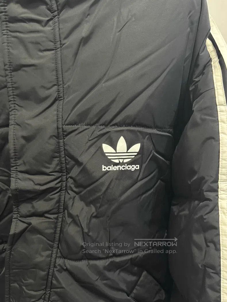 Balenciaga Balenciaga Black Puffer Jacket with Three Stripes on the S Size US S / EU 44-46 / 1 - 3 Thumbnail