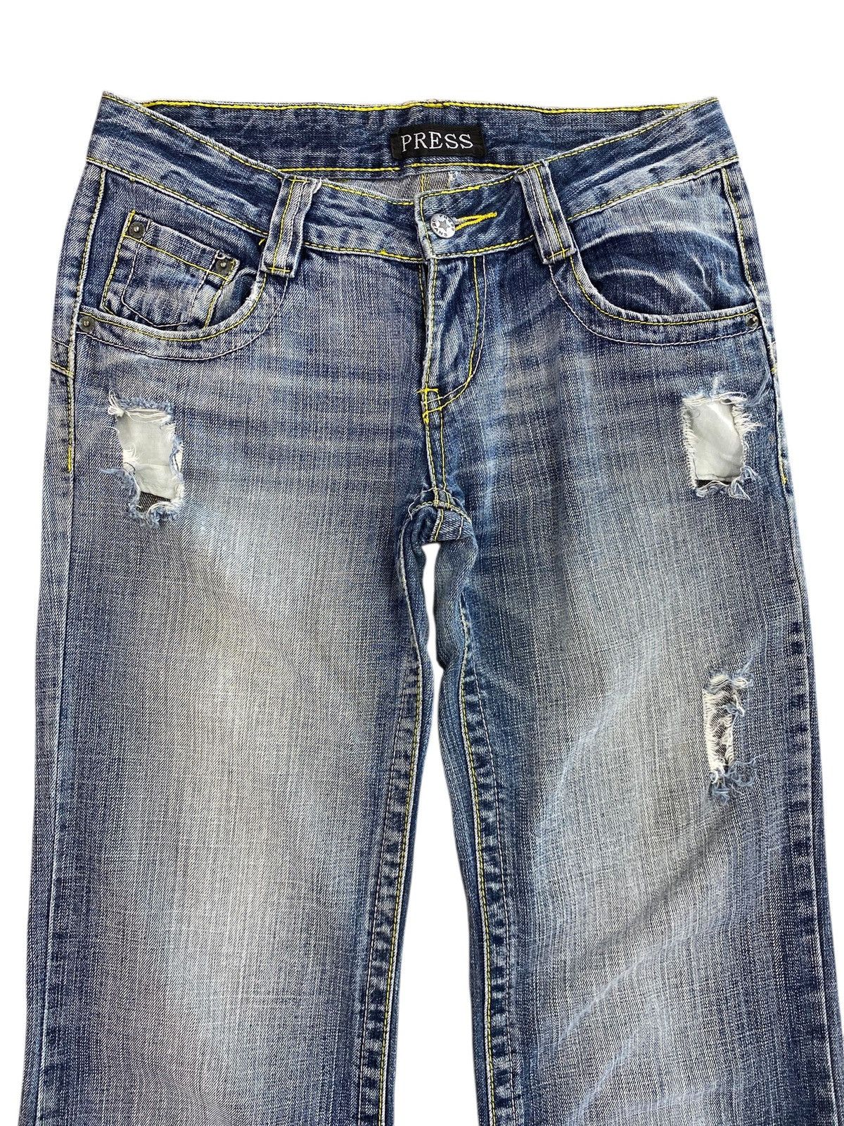 Japanese Brand Japanese Brand Asid Wash Ripped Style Flare Jeans Size US 30 / EU 46 - 2 Thumbnail