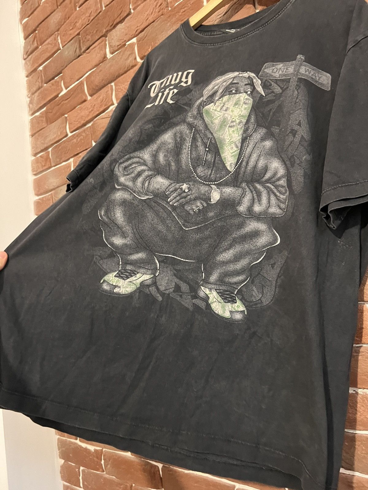 Band Tees Rare 2Pac Thug Life Legend Vintage Rap Band Tee Tupac 00 Size US XL / EU 56 / 4 - 5 Thumbnail
